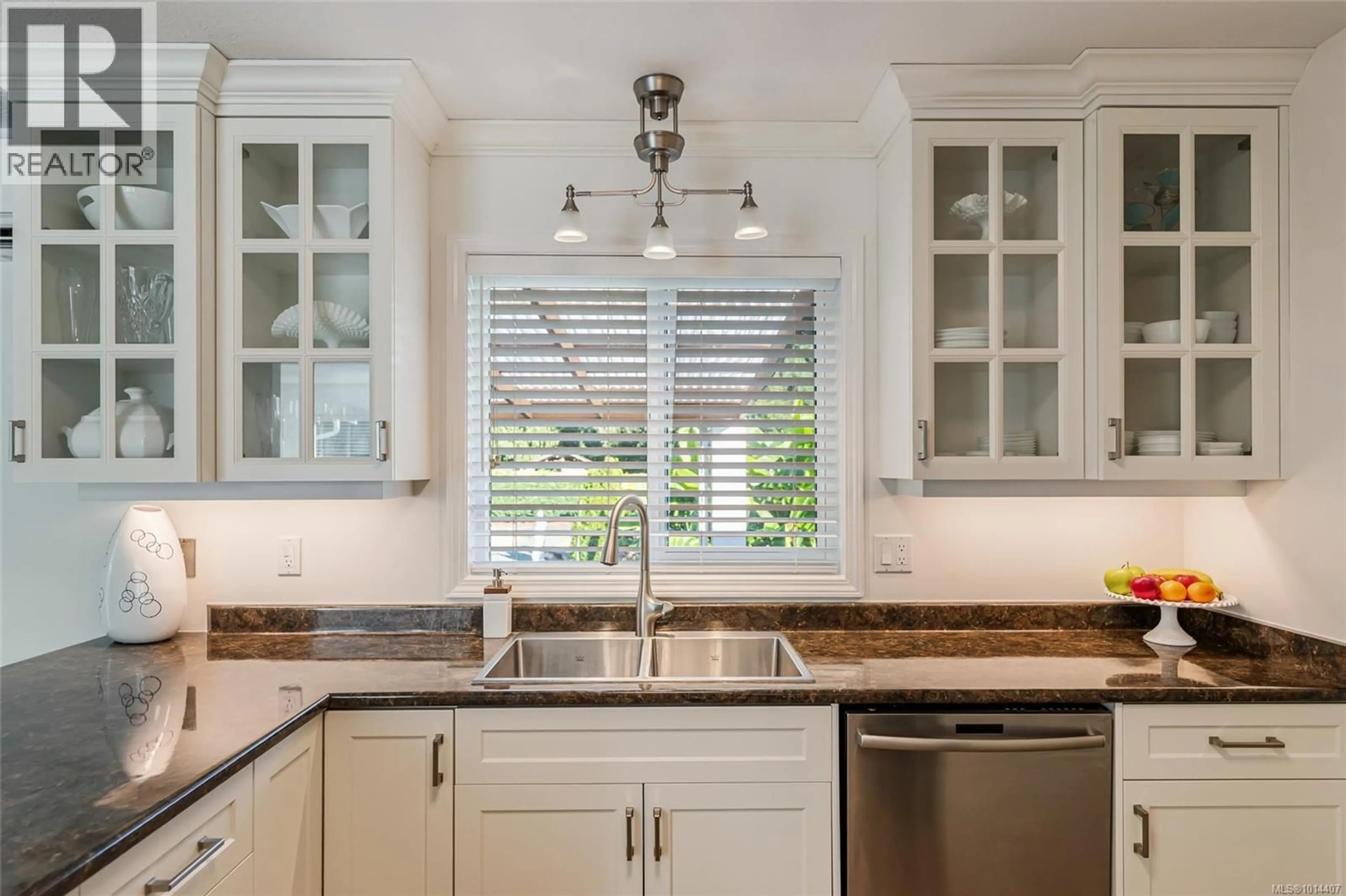 Contemporary kitchen, ceramic/tile floor for 1600 ARBUTUS DRIVE, Nanoose Bay British Columbia V9P9C8