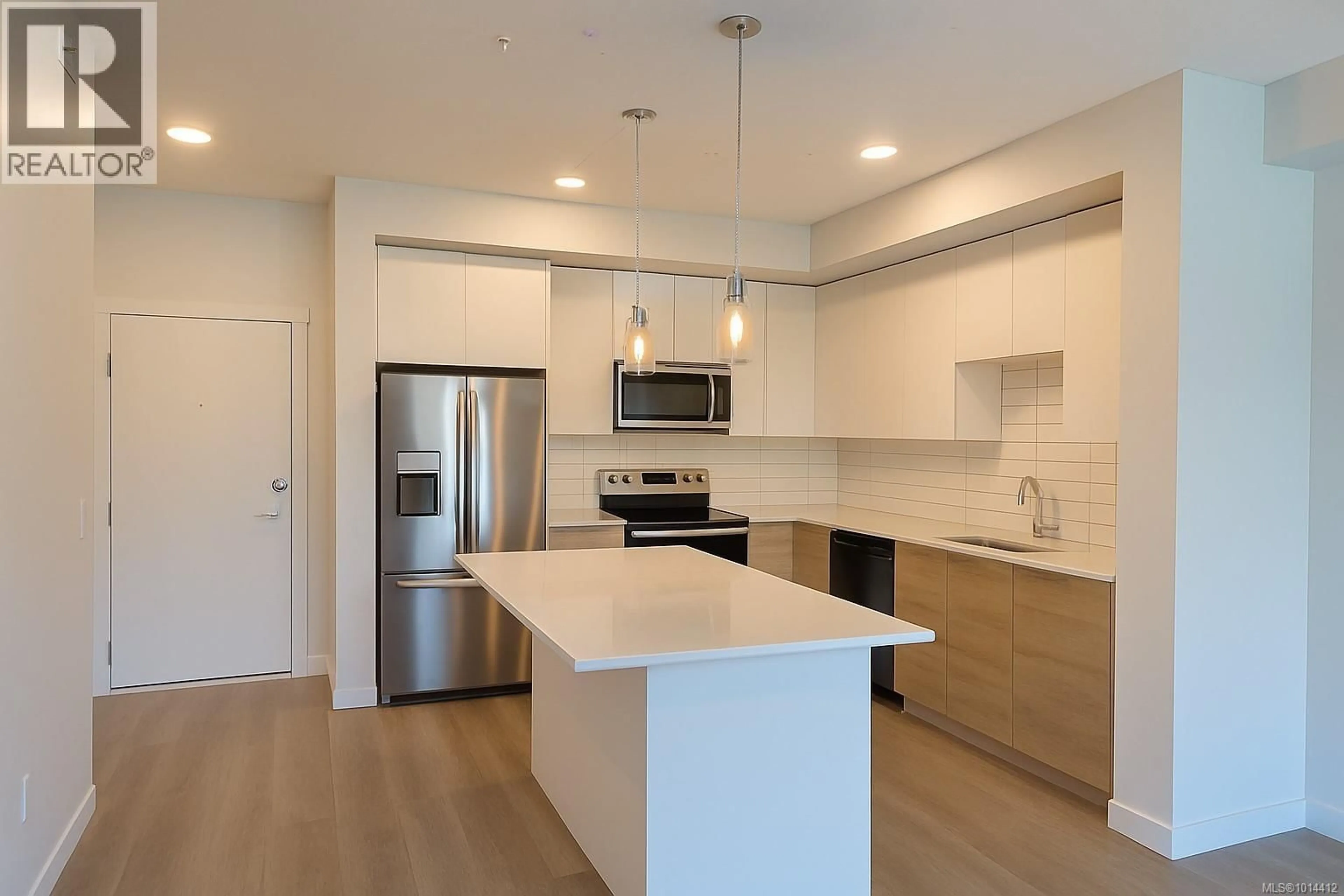 Open concept kitchen, unknown for 218 - 4830 CEDAR RIDGE PLACE, Nanaimo British Columbia V9T0M8