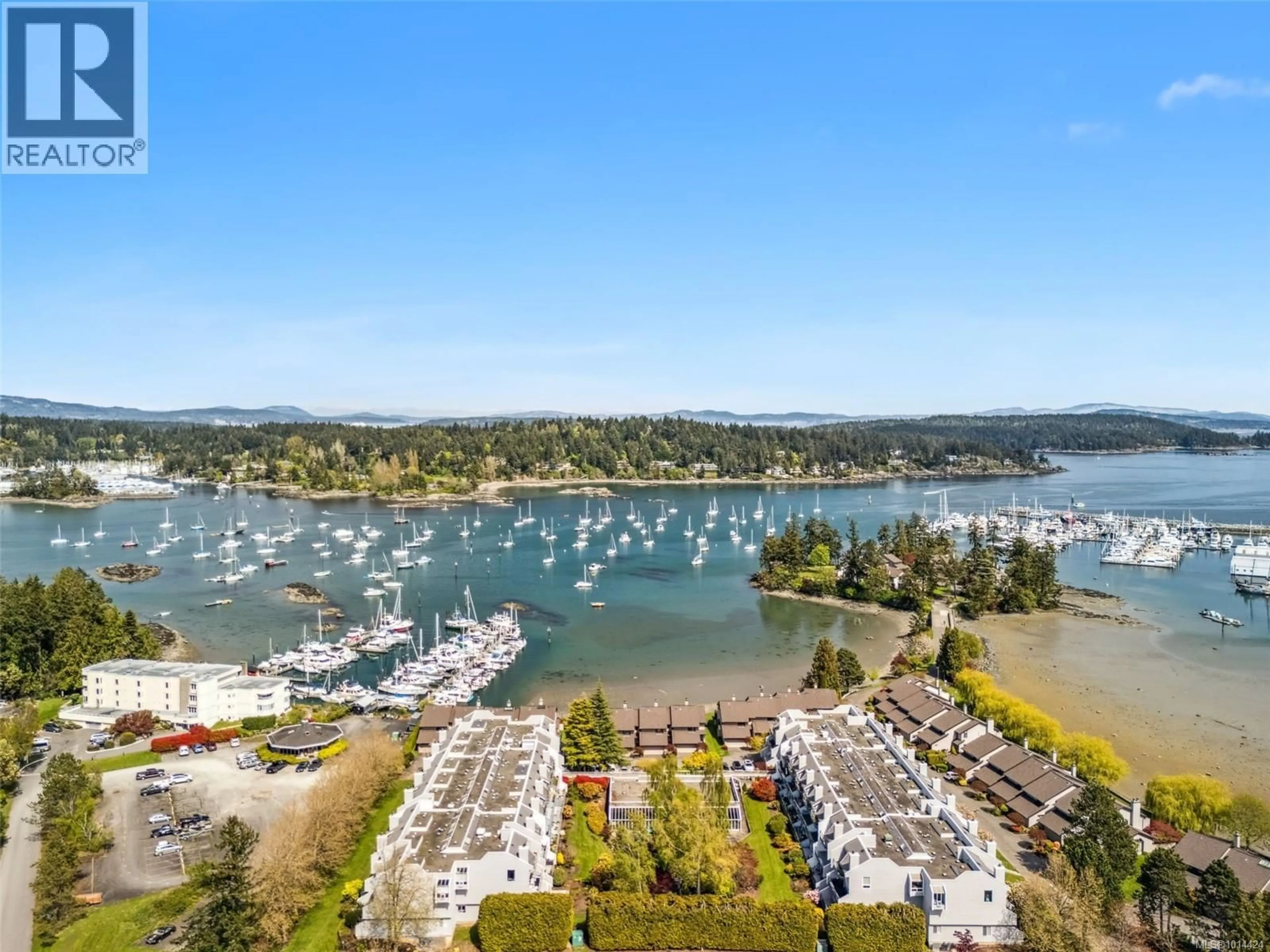 A pic from outside/outdoor area/front of a property/back of a property/a pic from drone, water/lake/river/ocean view for 305 - 10461 RESTHAVEN DRIVE, Sidney British Columbia V8L3H6