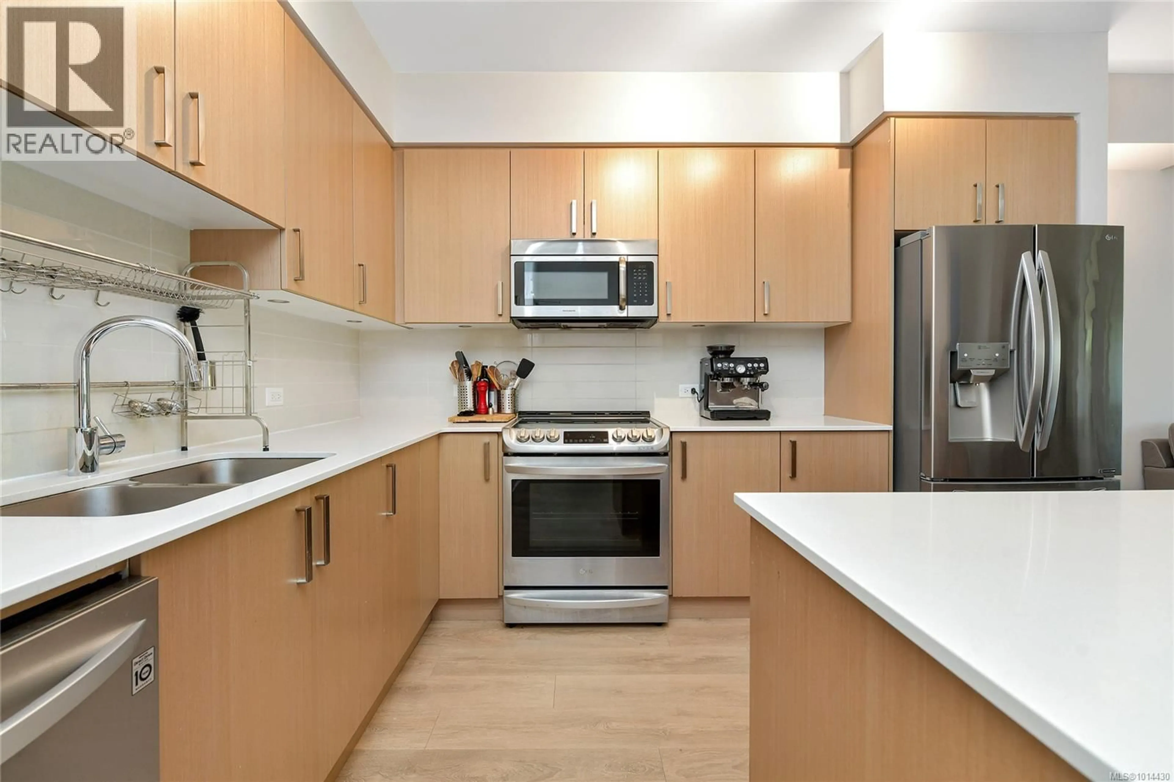 Standard kitchen, unknown for 403 - 290 WILFERT ROAD, View Royal British Columbia V9C0H6