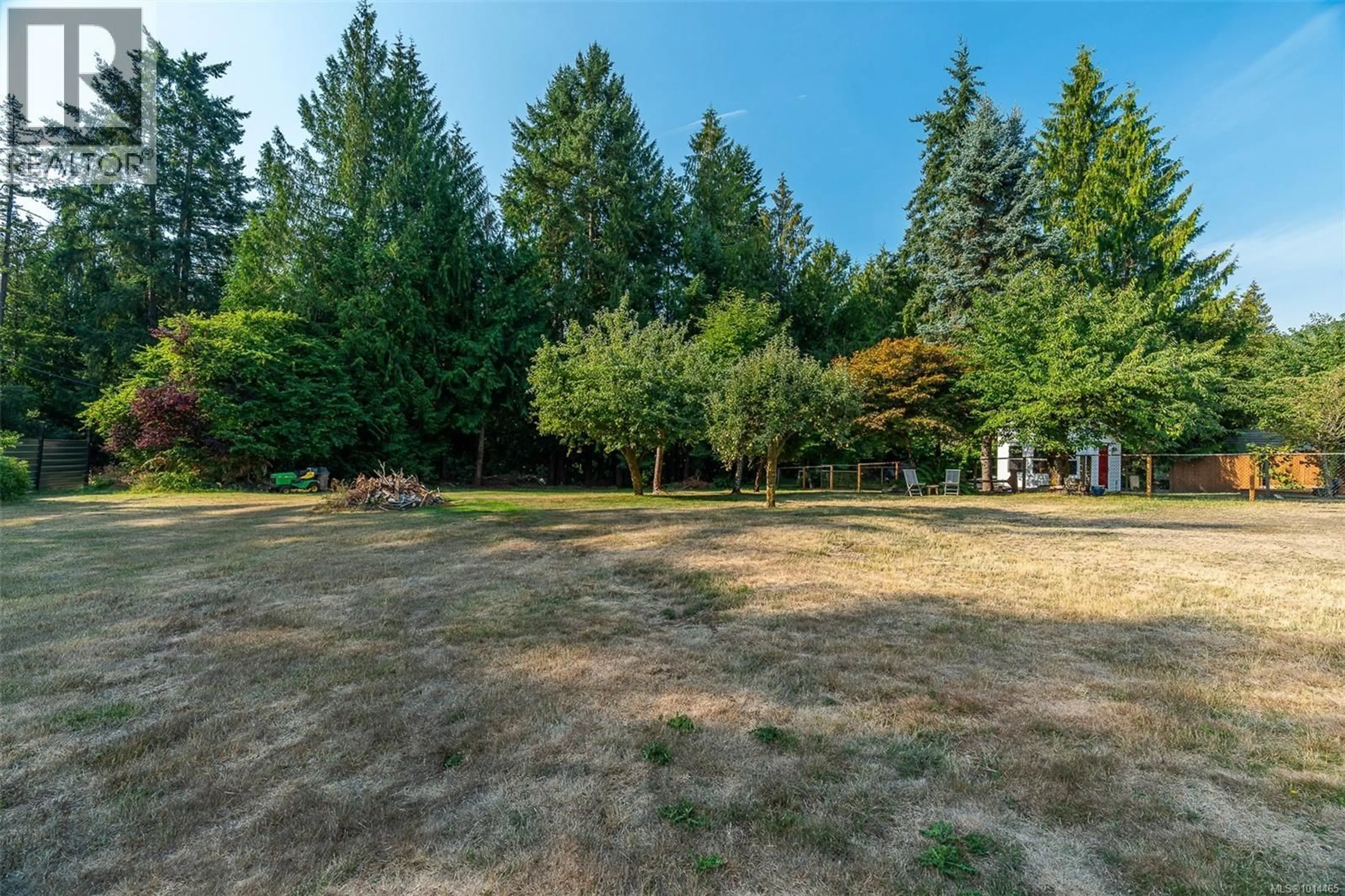 A pic from outside/outdoor area/front of a property/back of a property/a pic from drone, forest/trees view for 1405 FISHER ROAD, Cobble Hill British Columbia V8H0H7