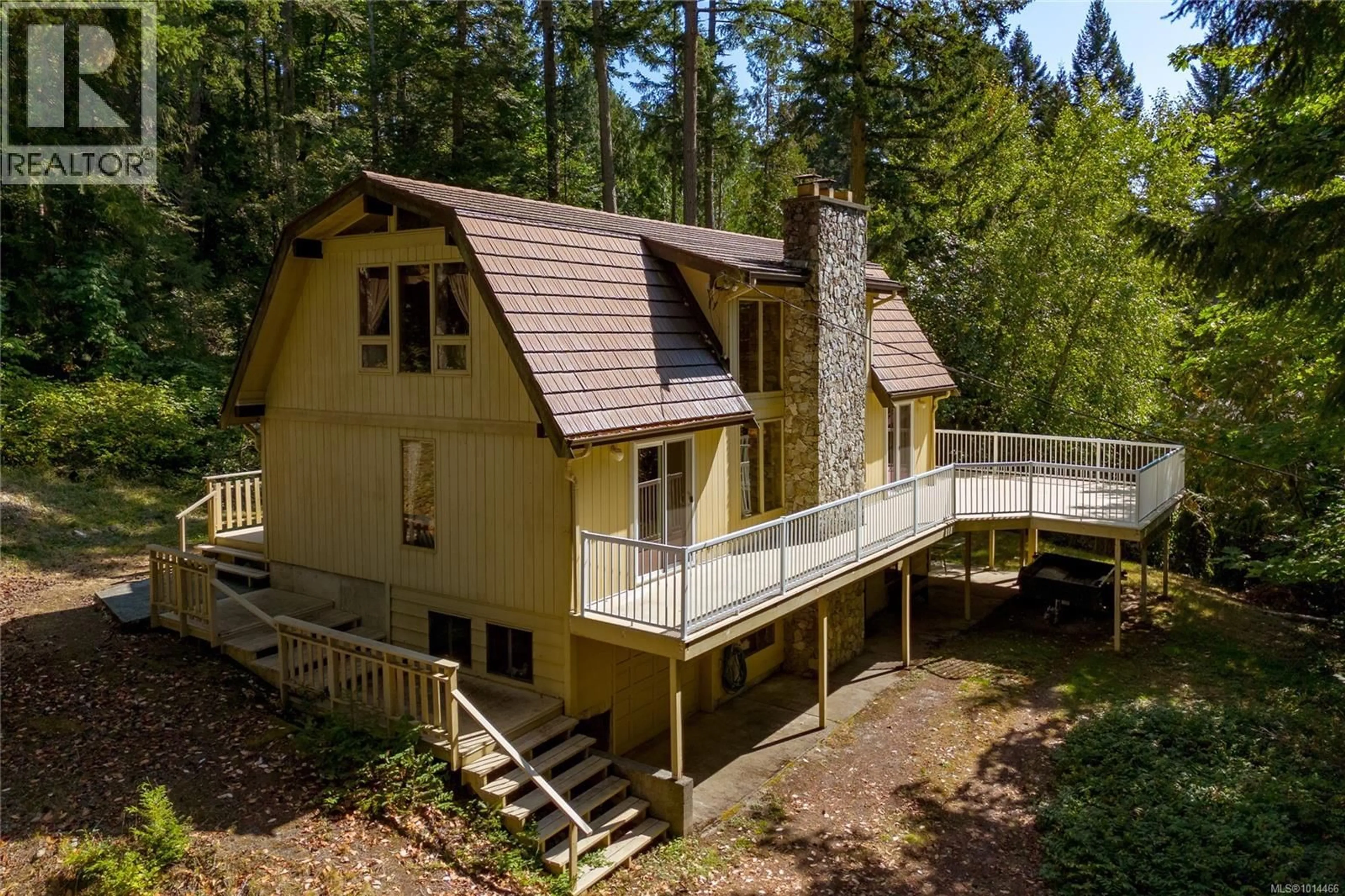 A pic from outside/outdoor area/front of a property/back of a property/a pic from drone, forest/trees view for 11379 WEST SAANICH ROAD, North Saanich British Columbia V8L5L1