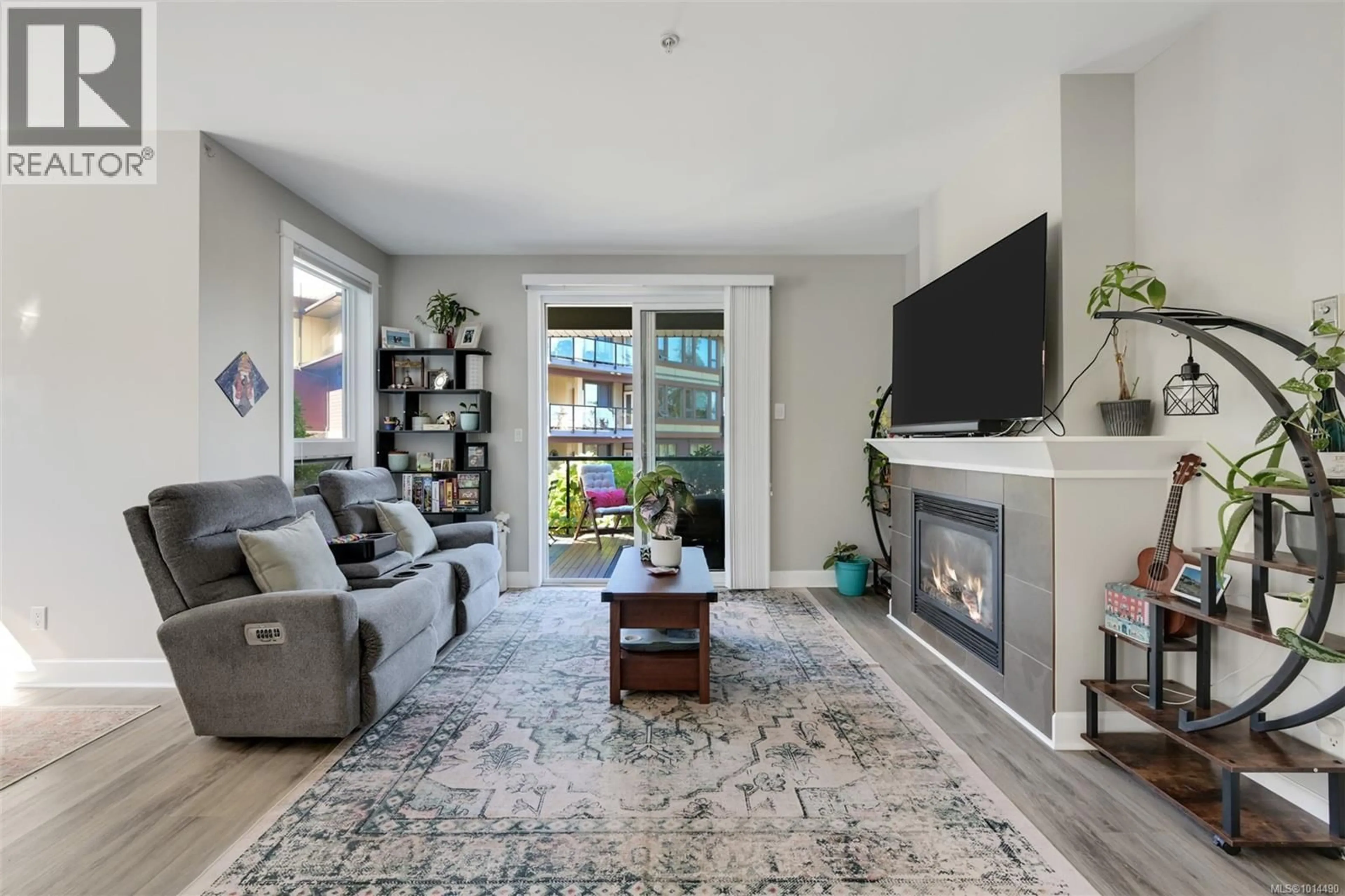 Living room with furniture, unknown for 101 - 3210 JACKLIN ROAD, Langford British Columbia V9B0J5