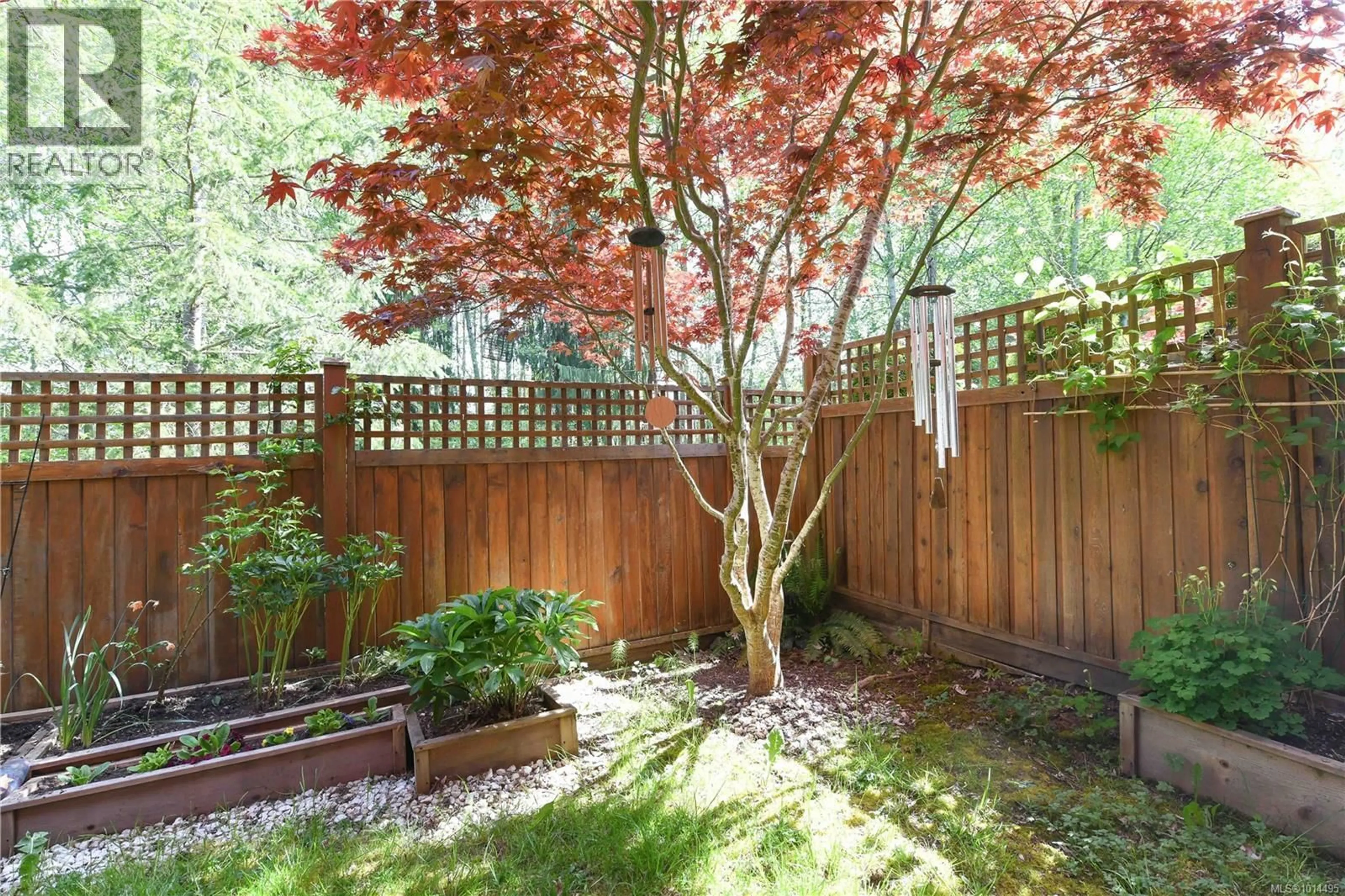 Patio, forest/trees view for 28 - 2112 CUMBERLAND ROAD, Courtenay British Columbia V9N2E9