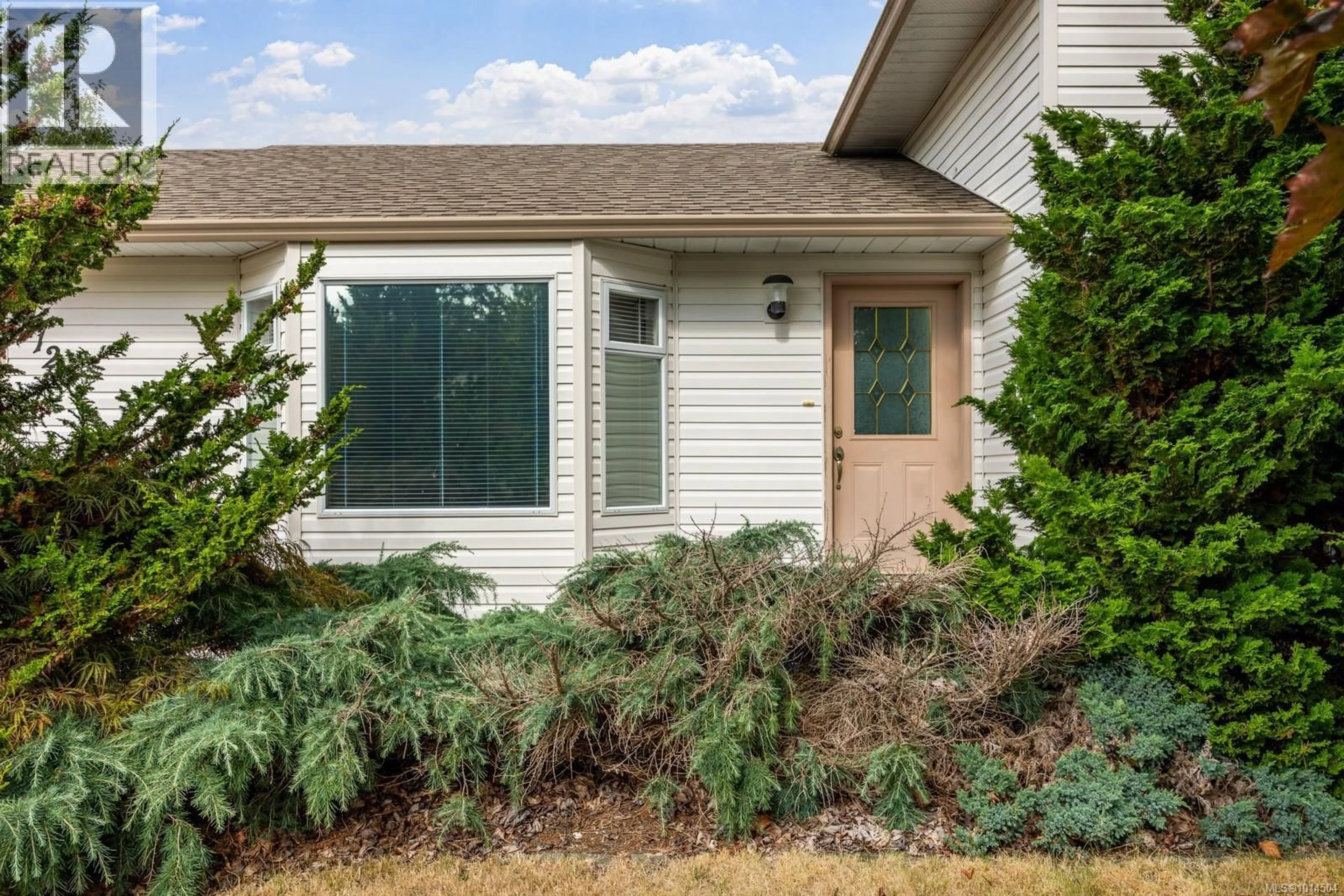 Home with vinyl exterior material, street for 2120 PLOVER COURT, Comox British Columbia V9M3P5