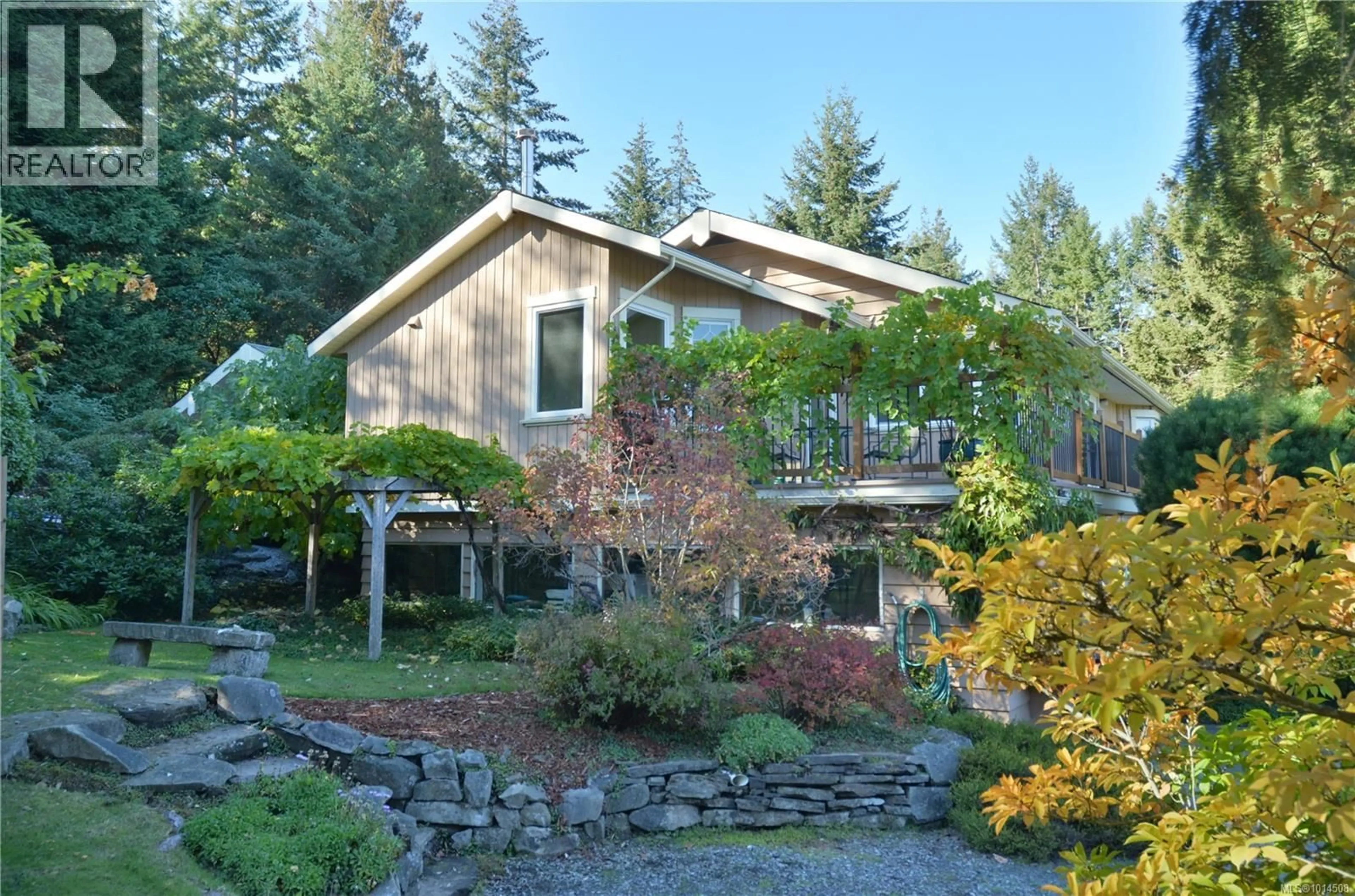 Home with vinyl exterior material, unknown for 198 SALTSPRING WAY, Salt Spring British Columbia V8K2G2