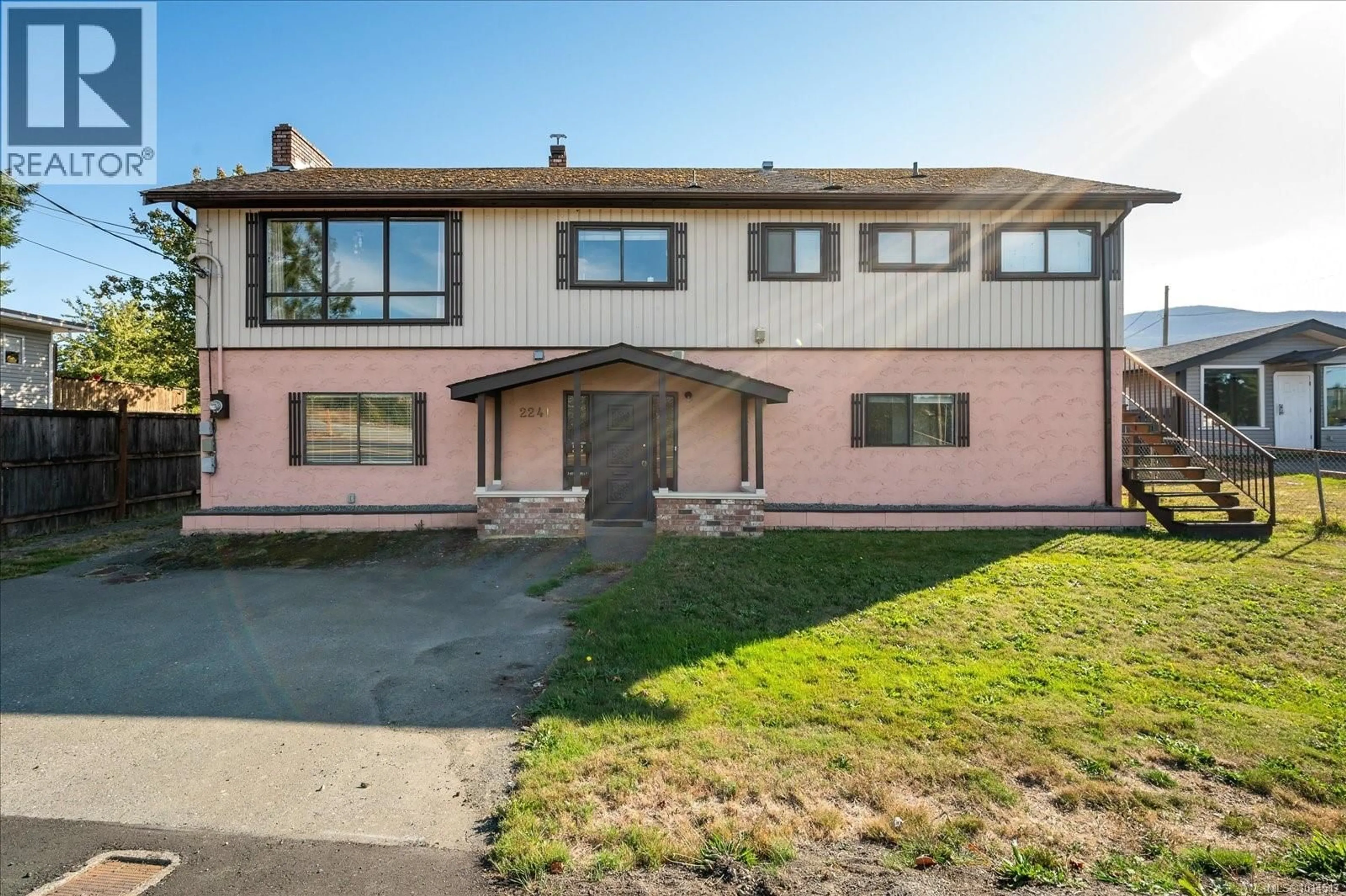 A pic from outside/outdoor area/front of a property/back of a property/a pic from drone, street for 2241 NORTHFIELD ROAD, Nanaimo British Columbia V9S3C3