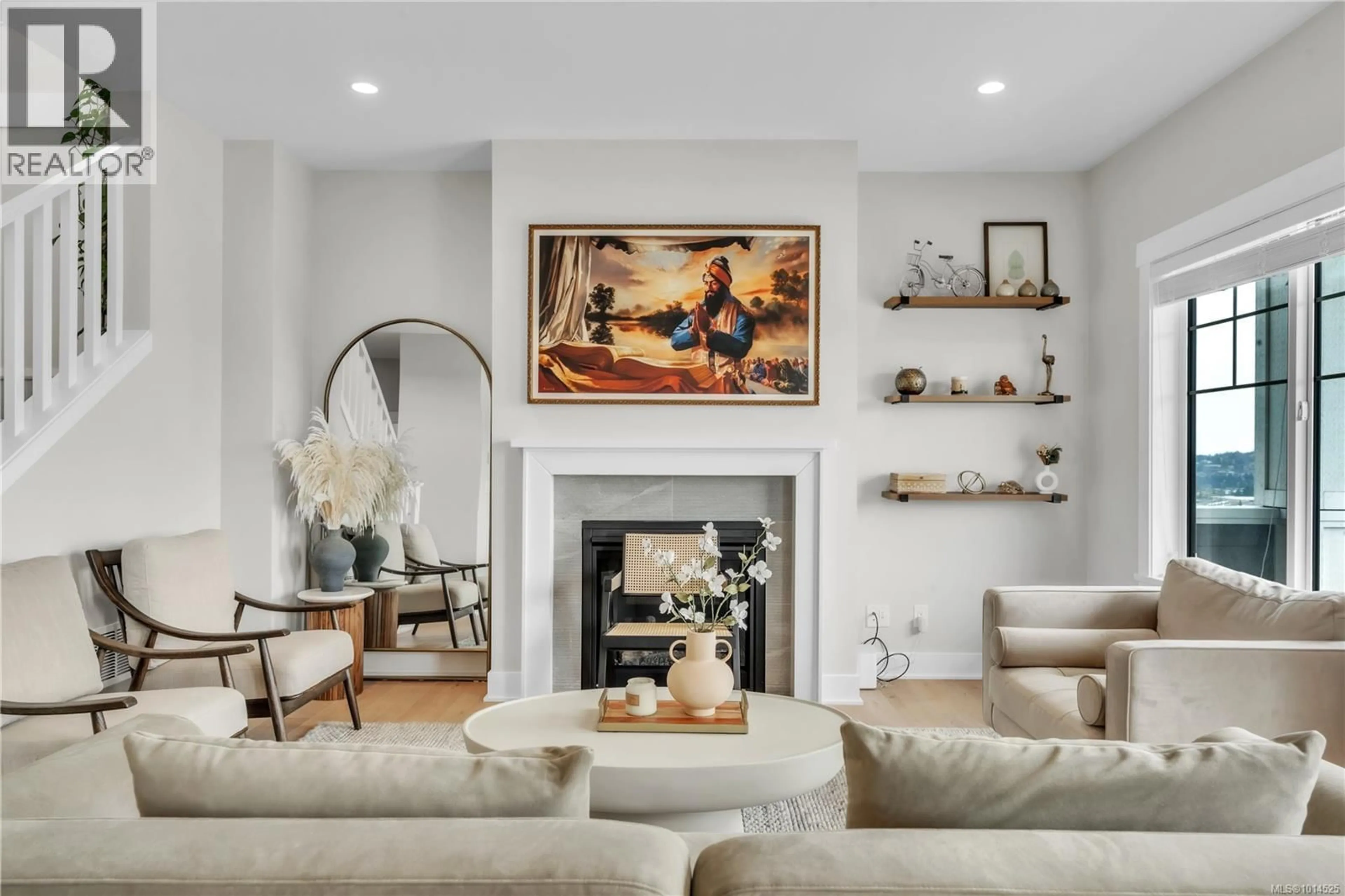 Living room with furniture, unknown for 1332 FLINT AVENUE, Langford British Columbia V9B0Z8