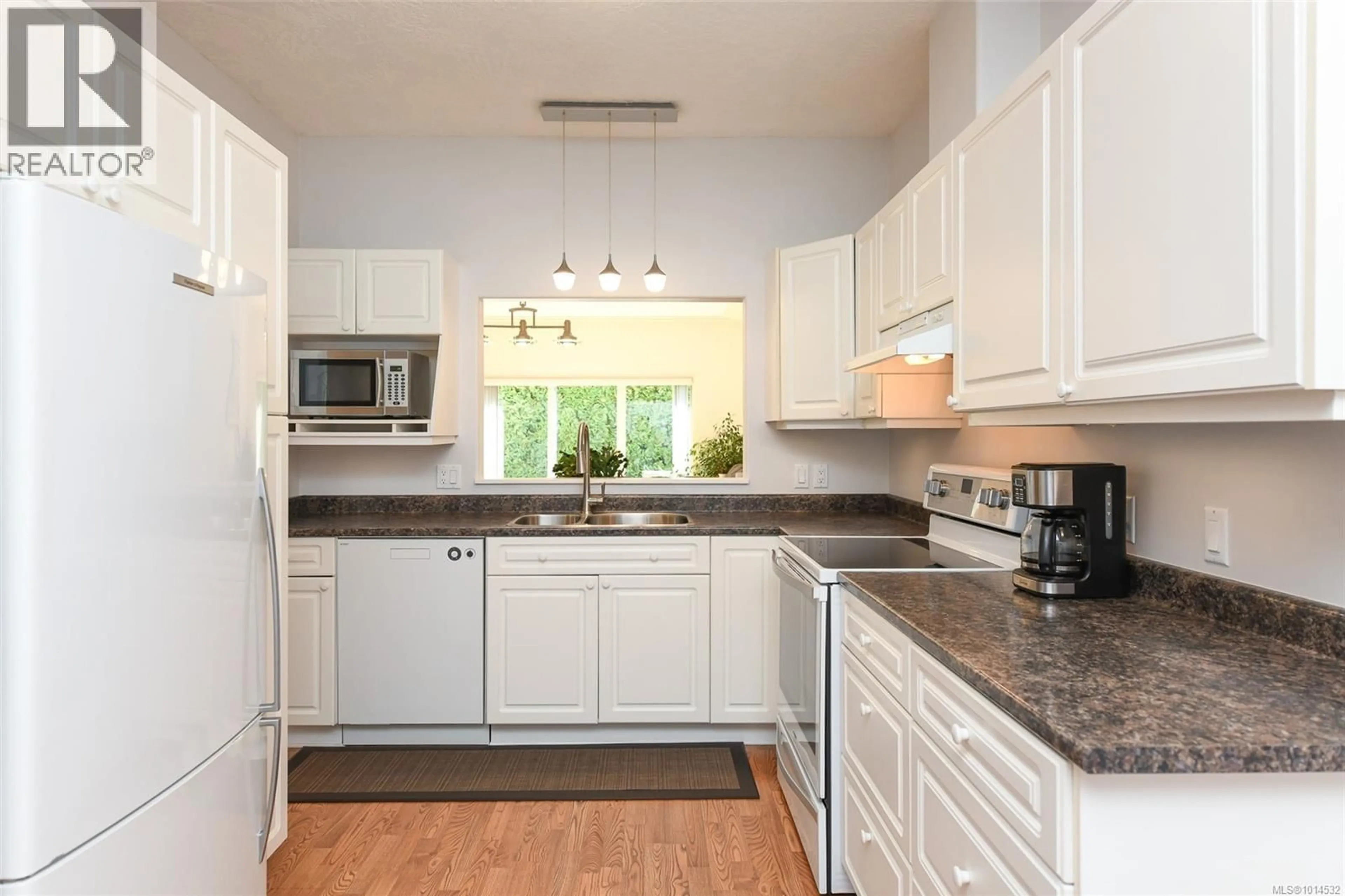 Standard kitchen, unknown for 23 - 161 BACK ROAD, Courtenay British Columbia V9N3W5
