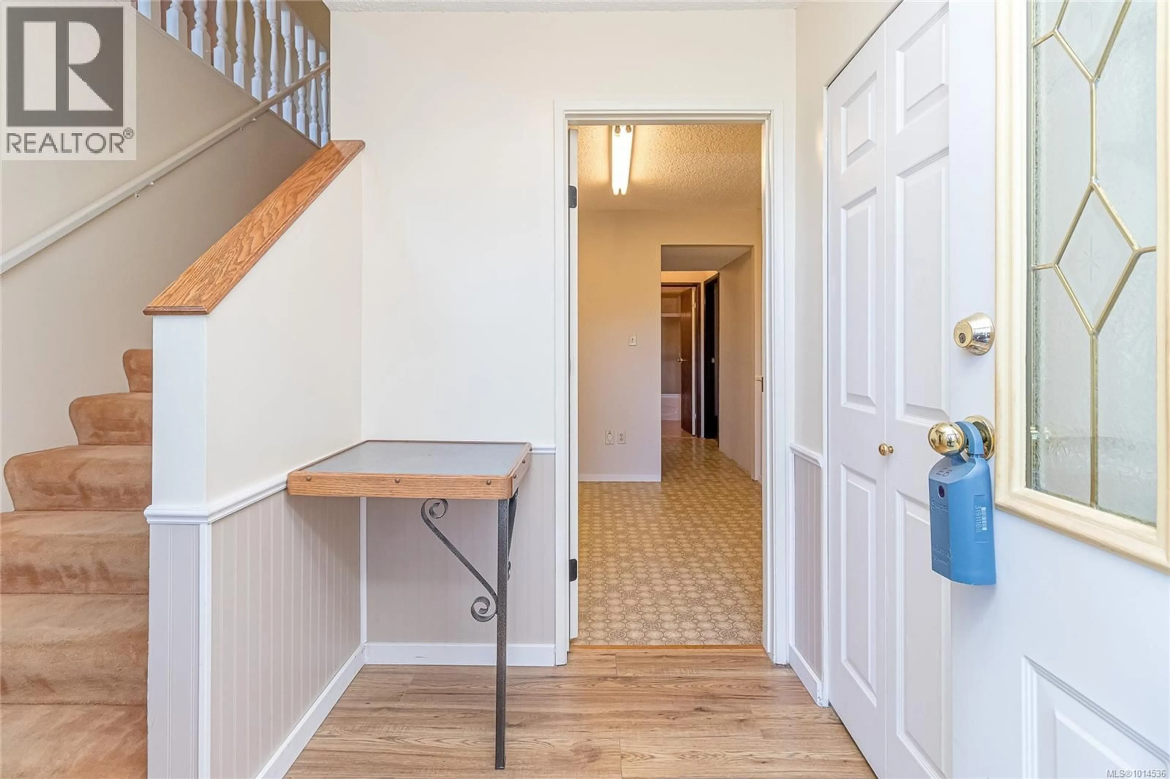 Indoor entryway for 3570 AUCHINACHIE ROAD, Duncan British Columbia V9L4A4