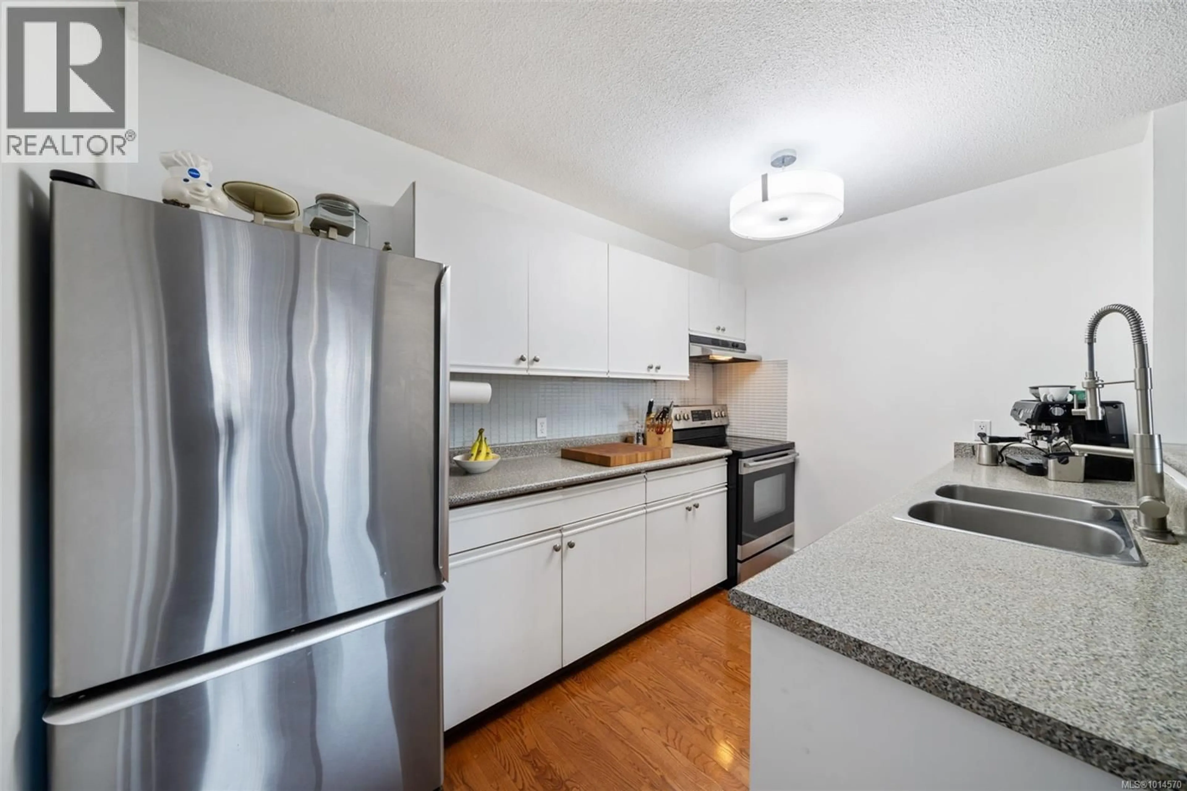 Standard kitchen, unknown for 404 - 770 CORMORANT STREET, Victoria British Columbia V8W3J3