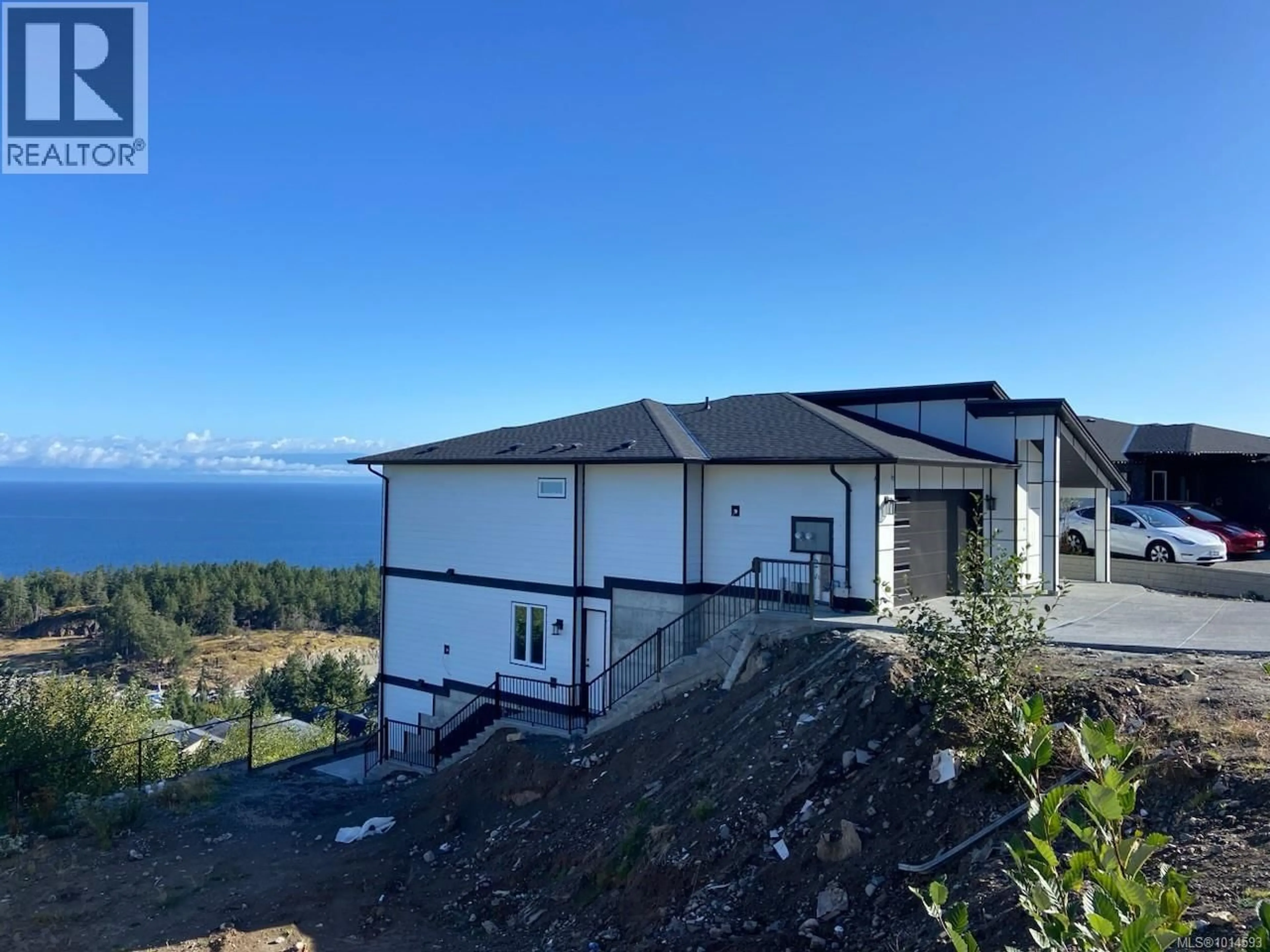 A pic from outside/outdoor area/front of a property/back of a property/a pic from drone, water/lake/river/ocean view for 114 ABALONE PLACE SOUTH, Nanaimo British Columbia V9T0L3