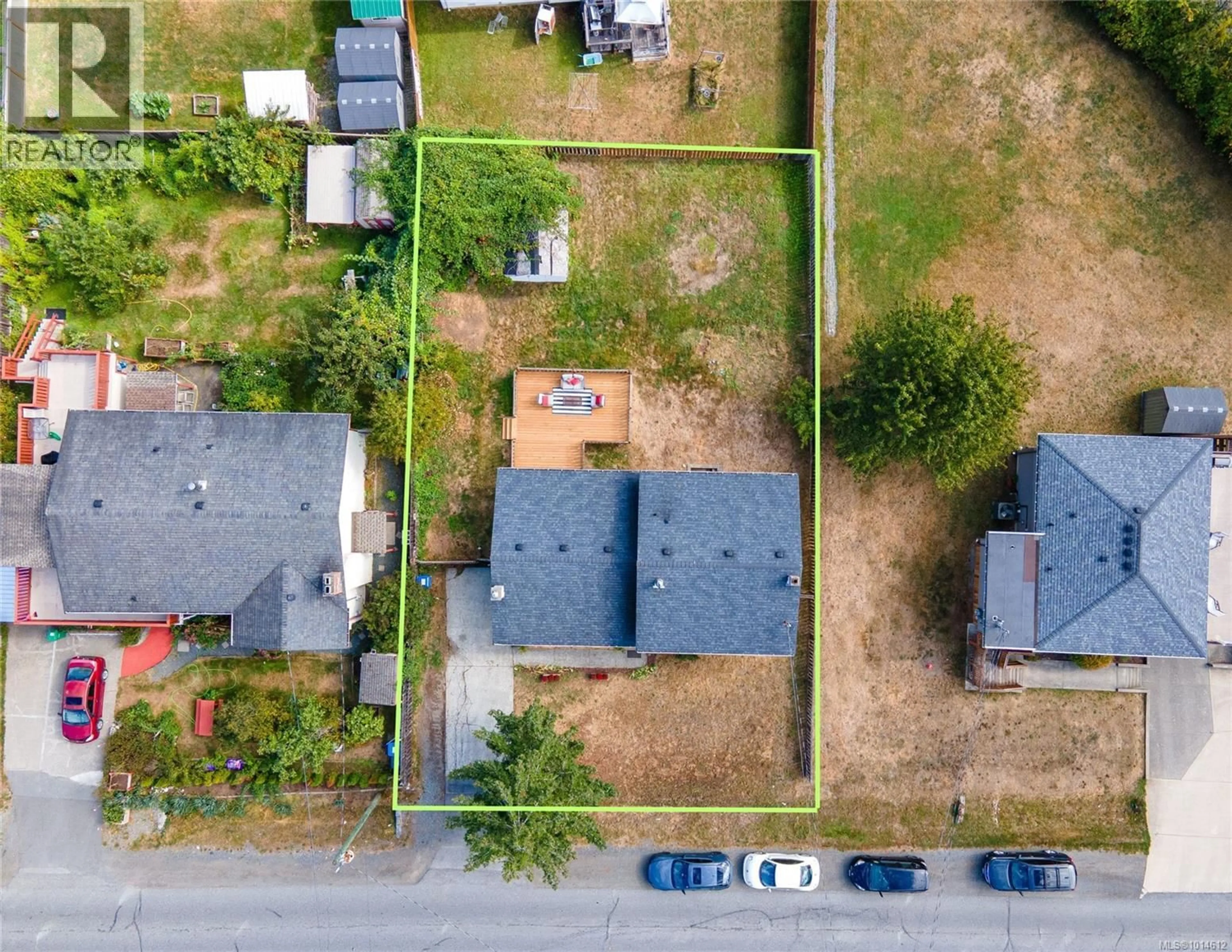 A pic from outside/outdoor area/front of a property/back of a property/a pic from drone, street for 2112 BOXWOOD ROAD, Nanaimo British Columbia V9S5T4