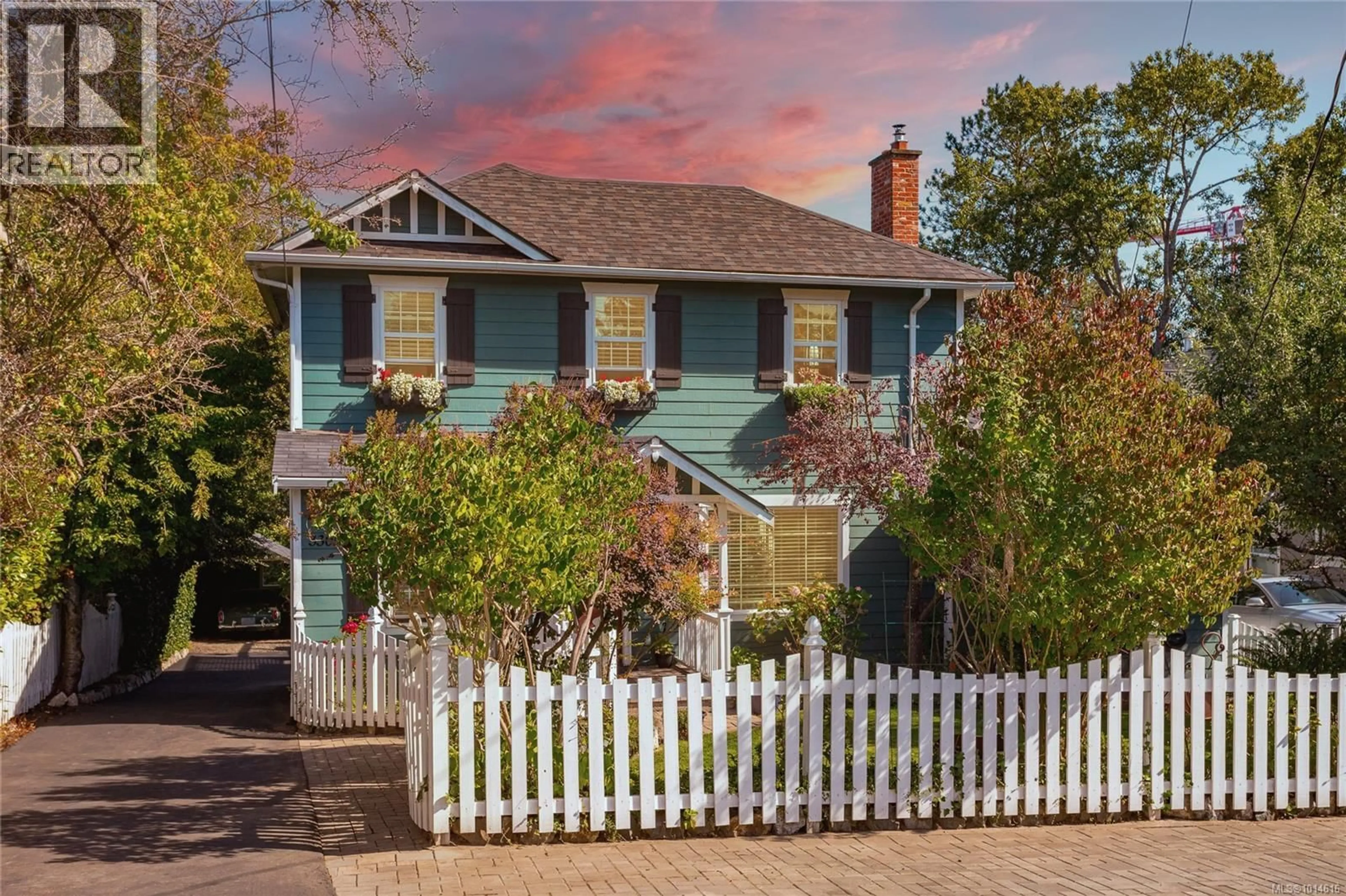 Unknown for 3305 WORDSWORTH STREET, Victoria British Columbia V8P4B9