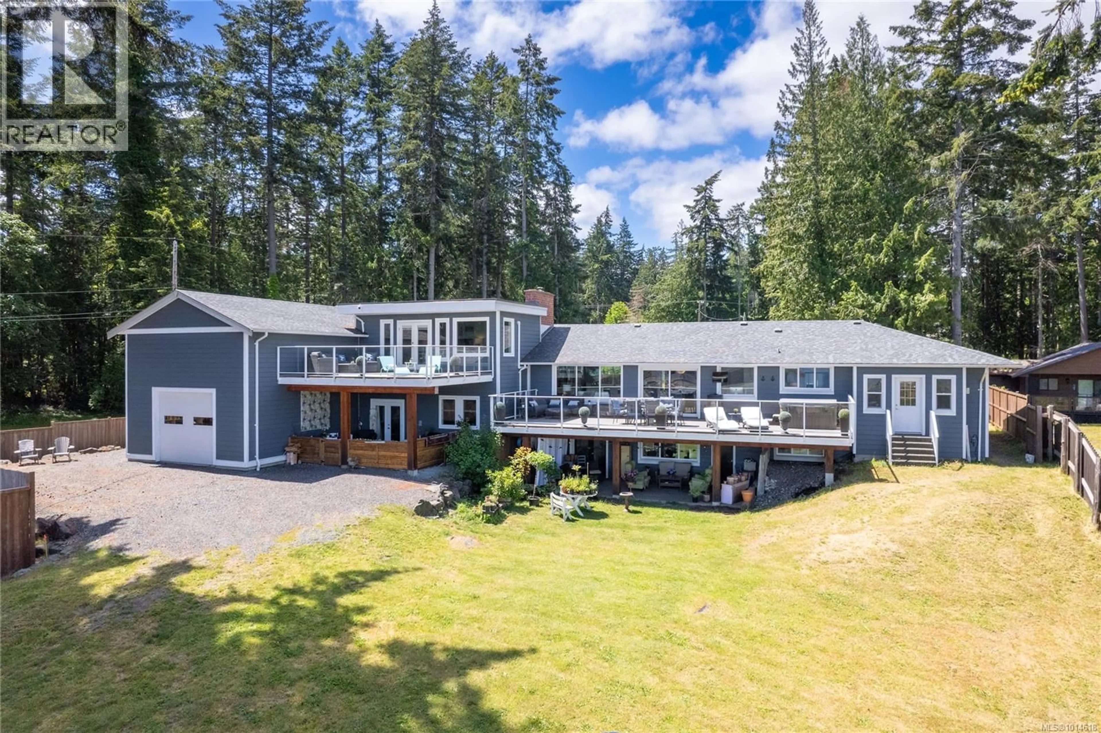 A pic from outside/outdoor area/front of a property/back of a property/a pic from drone, unknown for 6445 ISLAND HIGHWAY WEST, Qualicum Beach British Columbia V0R1G0