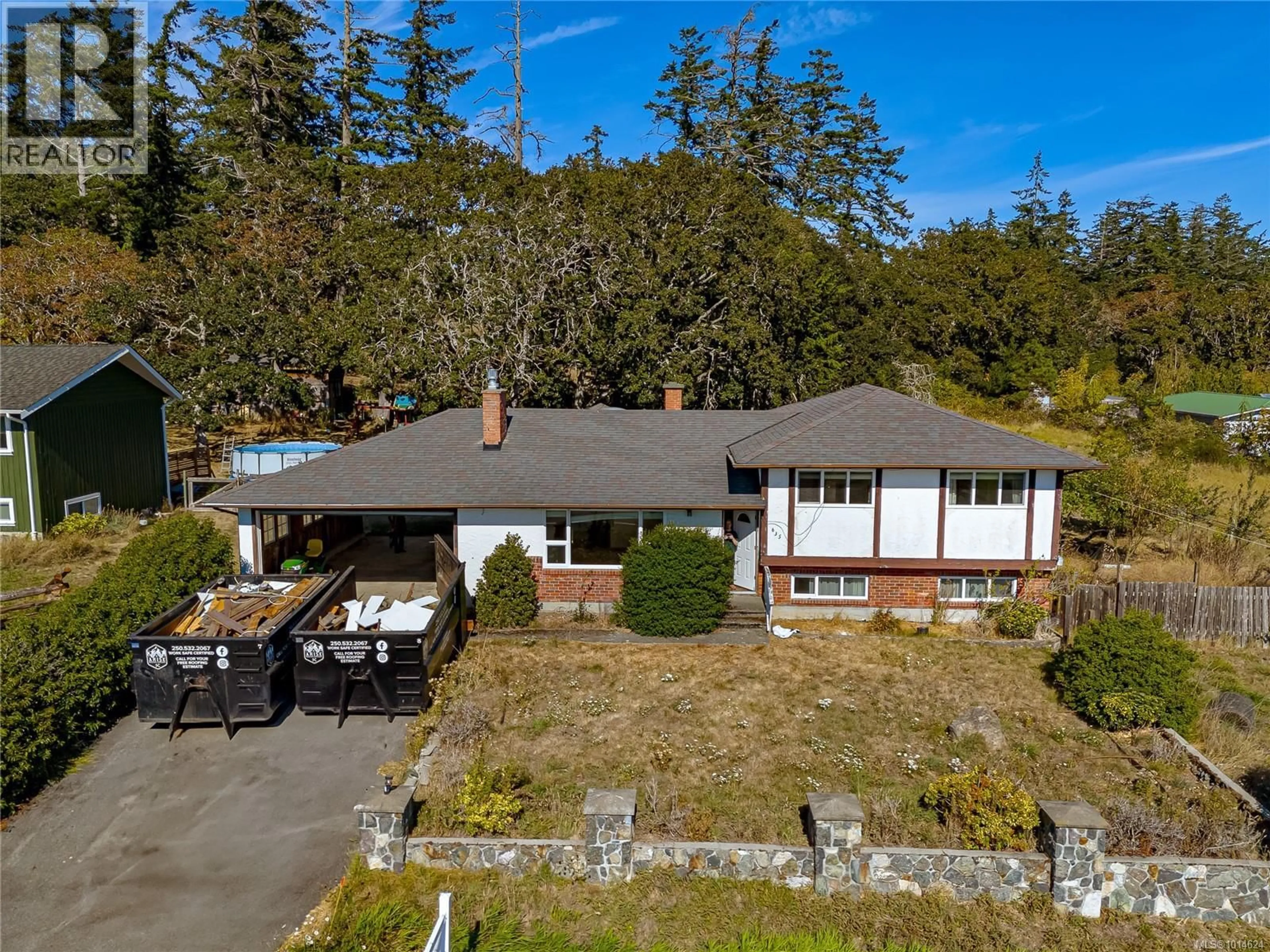 A pic from outside/outdoor area/front of a property/back of a property/a pic from drone, water/lake/river/ocean view for 635 PEARS ROAD, Metchosin British Columbia V9C3Z6