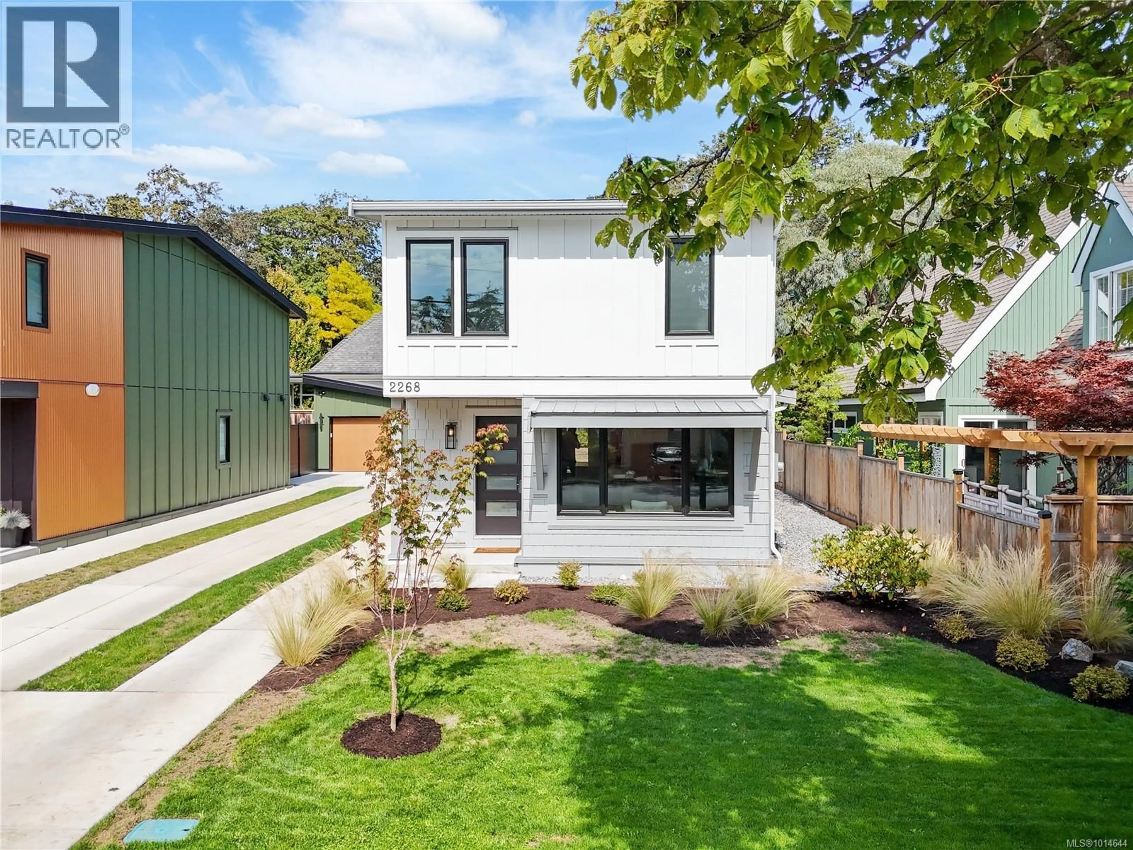 Home with brick exterior material, street for 2268 WINDSOR ROAD, Oak Bay British Columbia V8S3E1