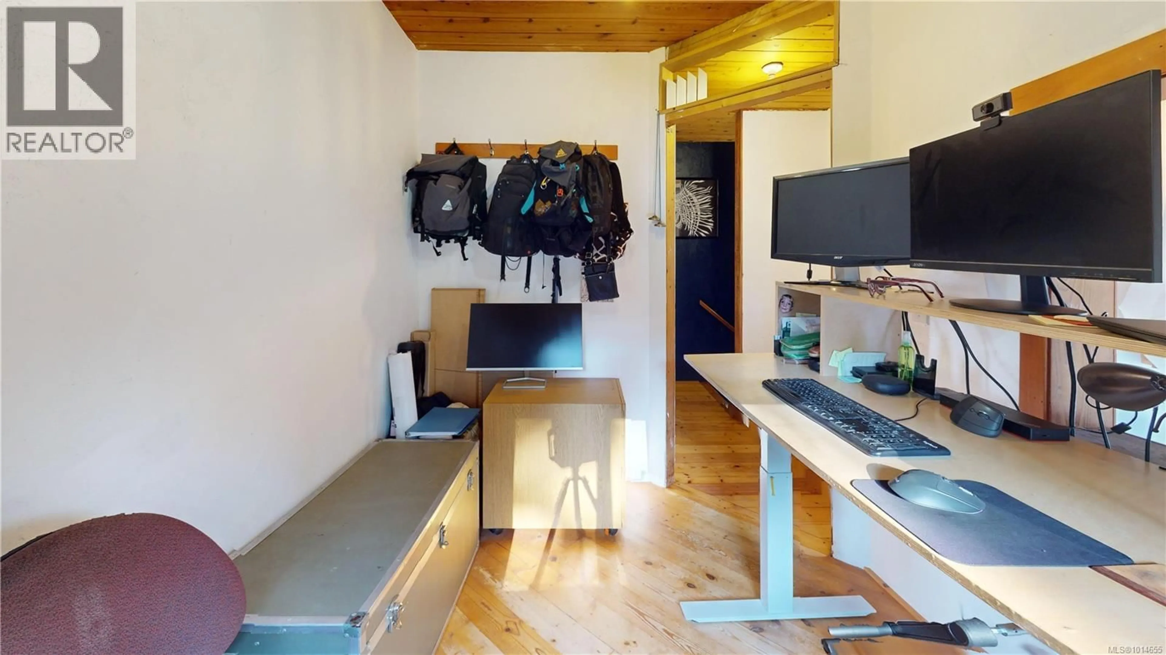 A pic of a room for 948 HARRISON WAY, Gabriola Island British Columbia V0R1X2