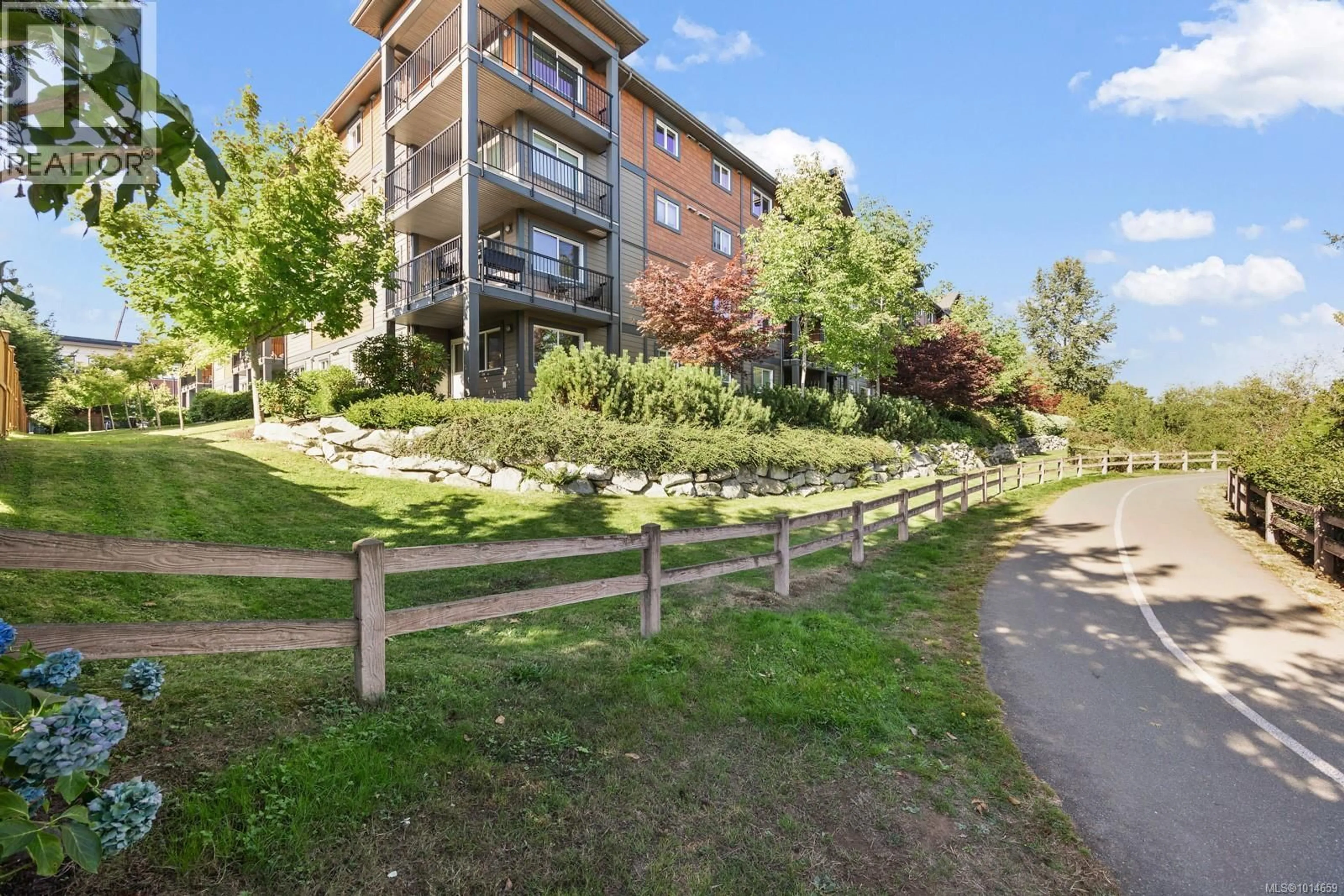 Patio, unknown for 103 - 1944 RIVERSIDE LANE, Courtenay British Columbia V9N0E5