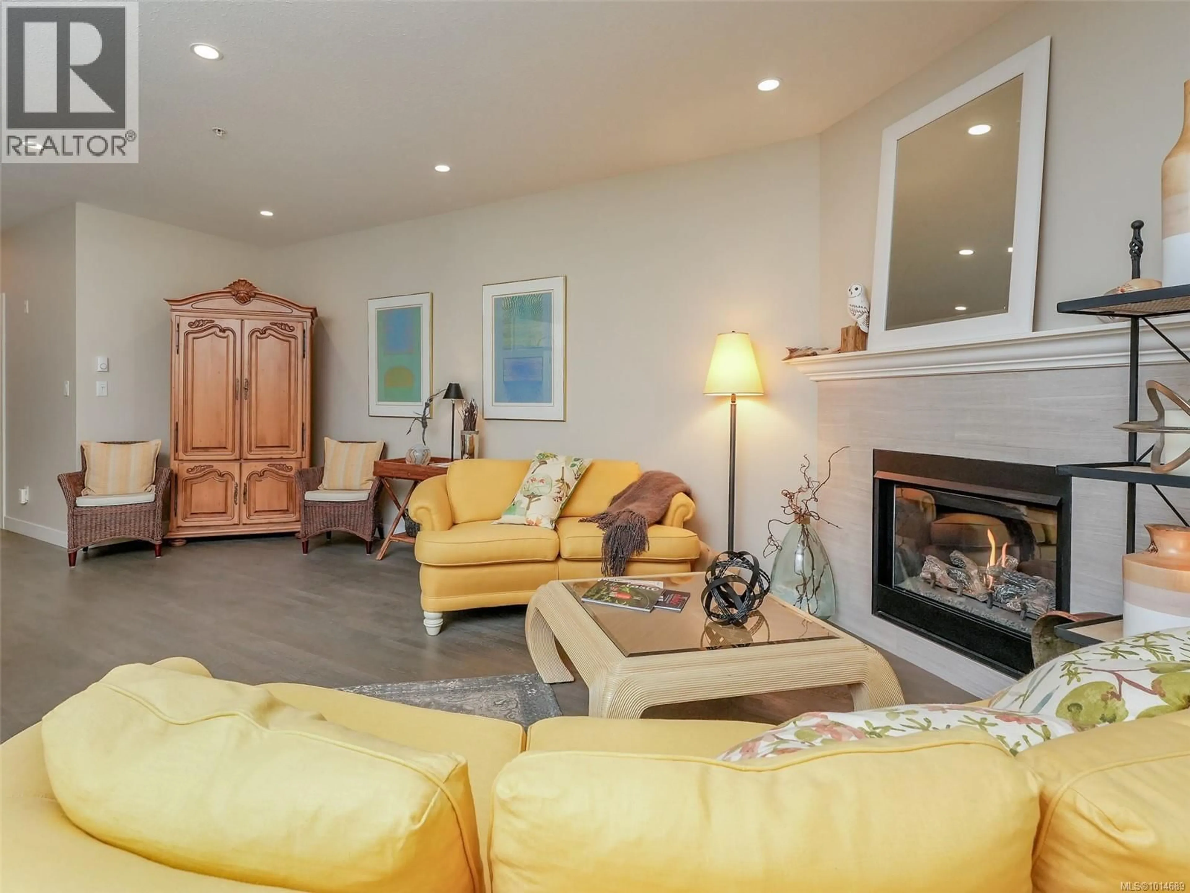 Living room with furniture, unknown for 208 - 1838 COWICHAN BAY ROAD, Cowichan Bay British Columbia V0R1N1