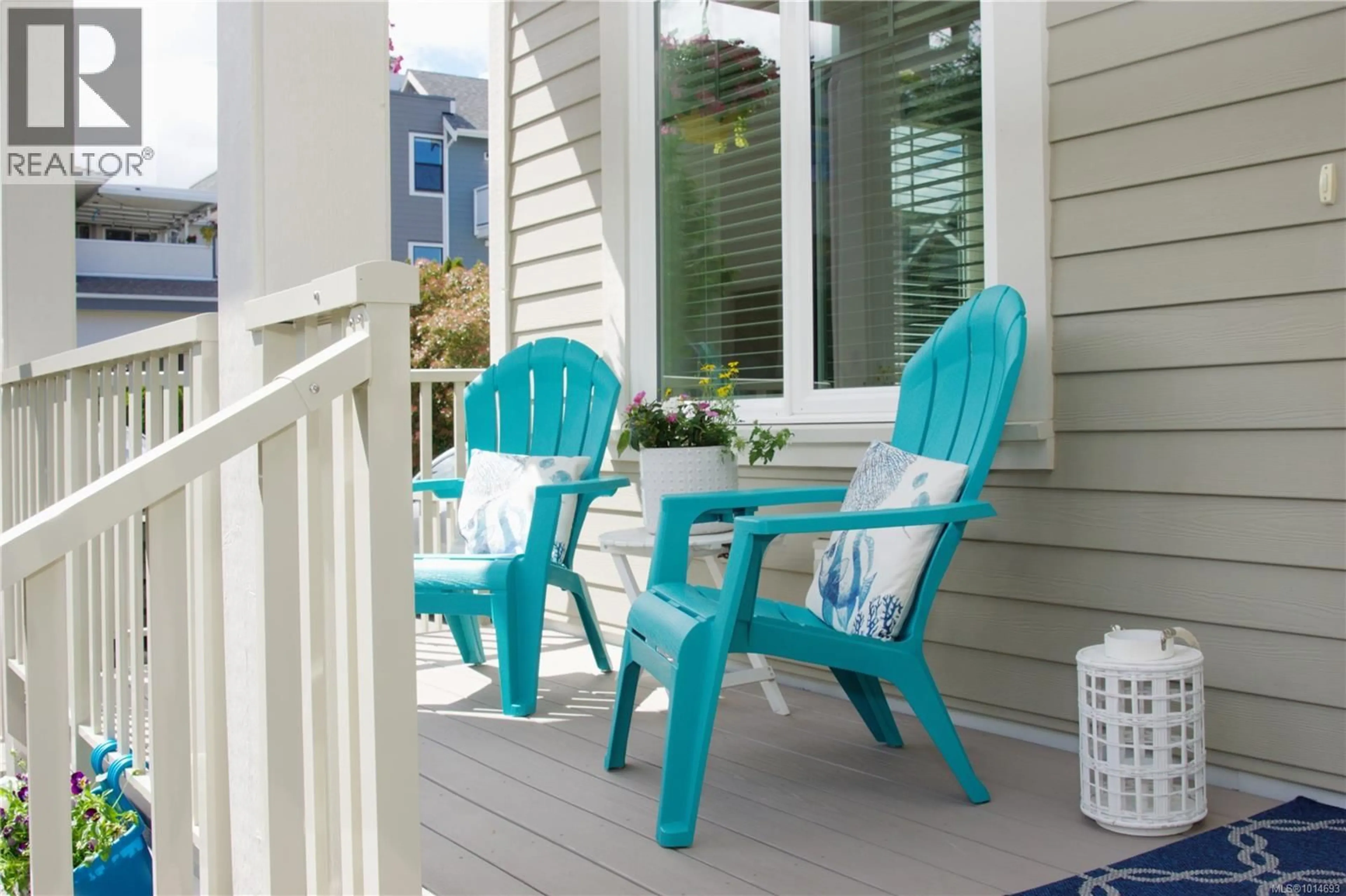 Patio, water/lake/river/ocean view for 186 FIRST AVENUE WEST, Qualicum Beach British Columbia V9K1H1