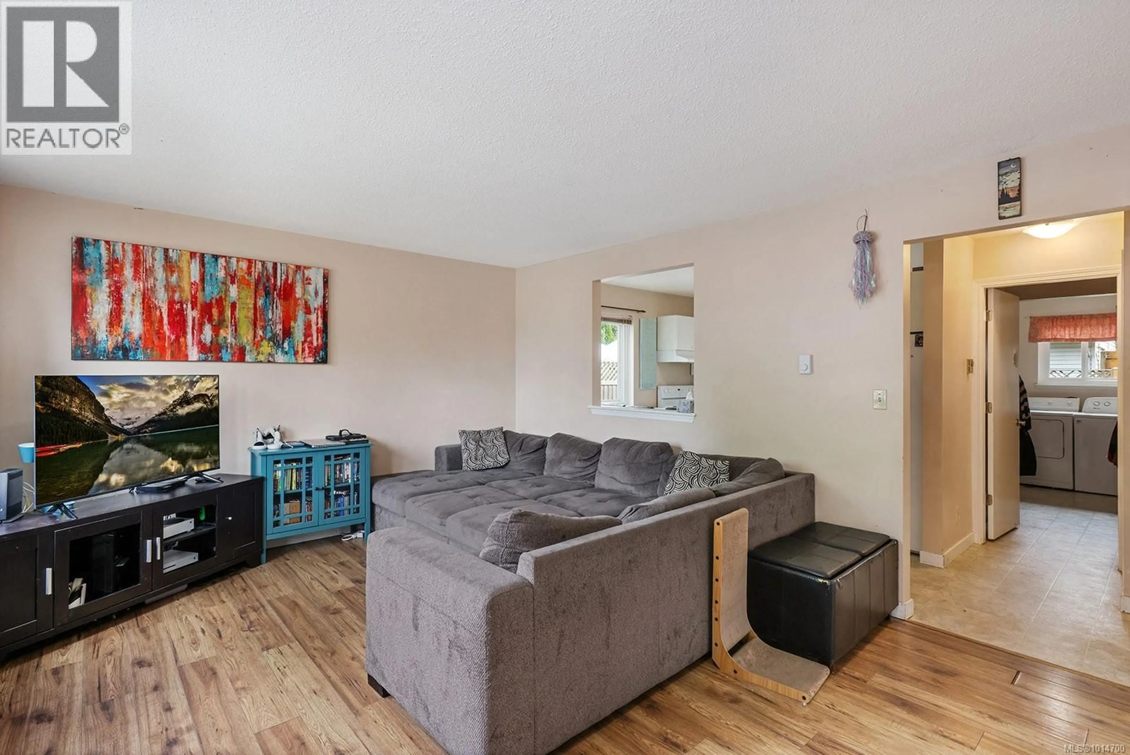 Living room with furniture, unknown for 1170 14TH STREET, Courtenay British Columbia V9N1W9