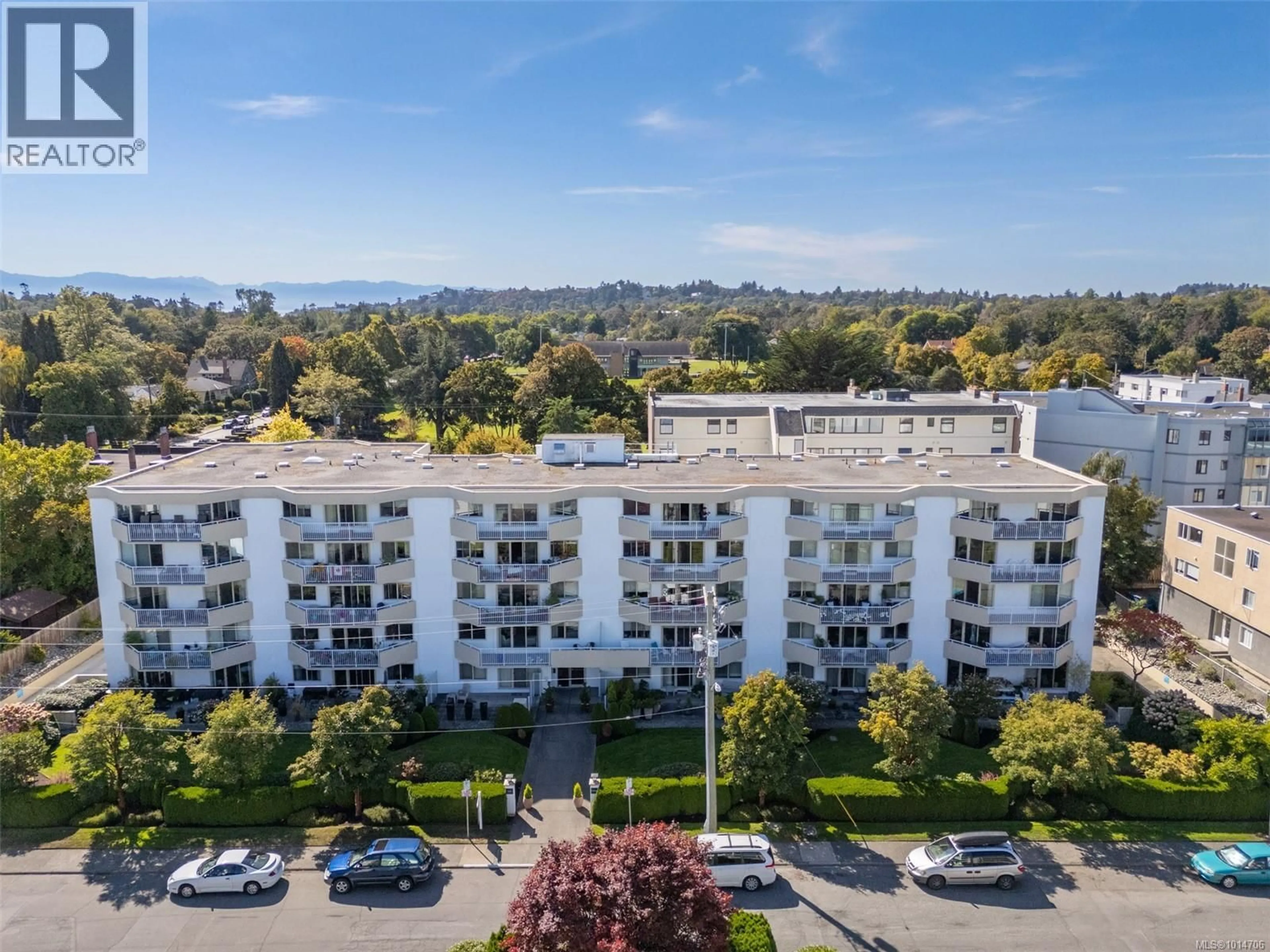 A pic from outside/outdoor area/front of a property/back of a property/a pic from drone, city buildings view from balcony for 503 - 1148 GOODWIN STREET, Oak Bay British Columbia V8S5H2