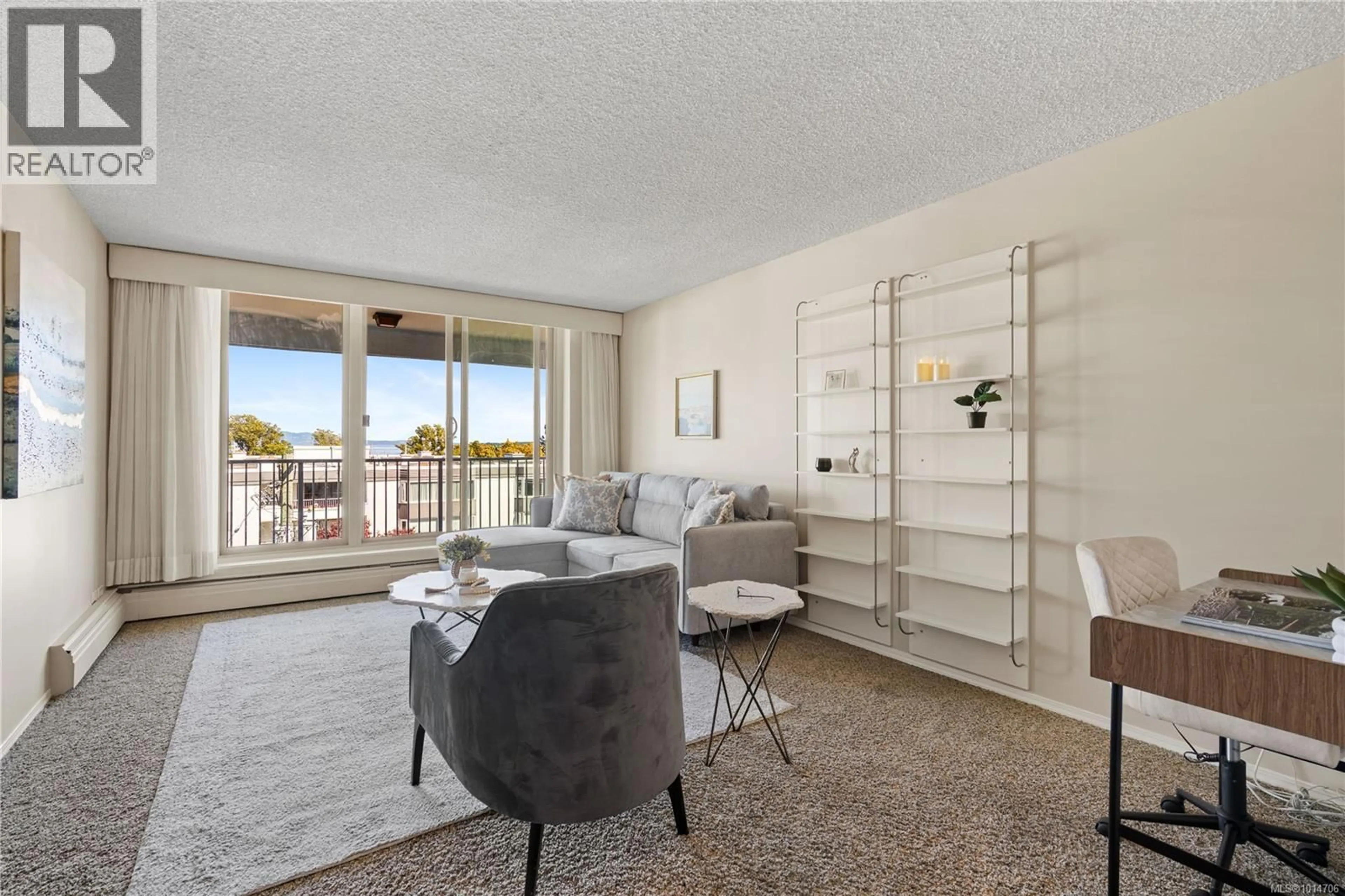 Living room with furniture, unknown for 503 - 1148 GOODWIN STREET, Oak Bay British Columbia V8S5H2