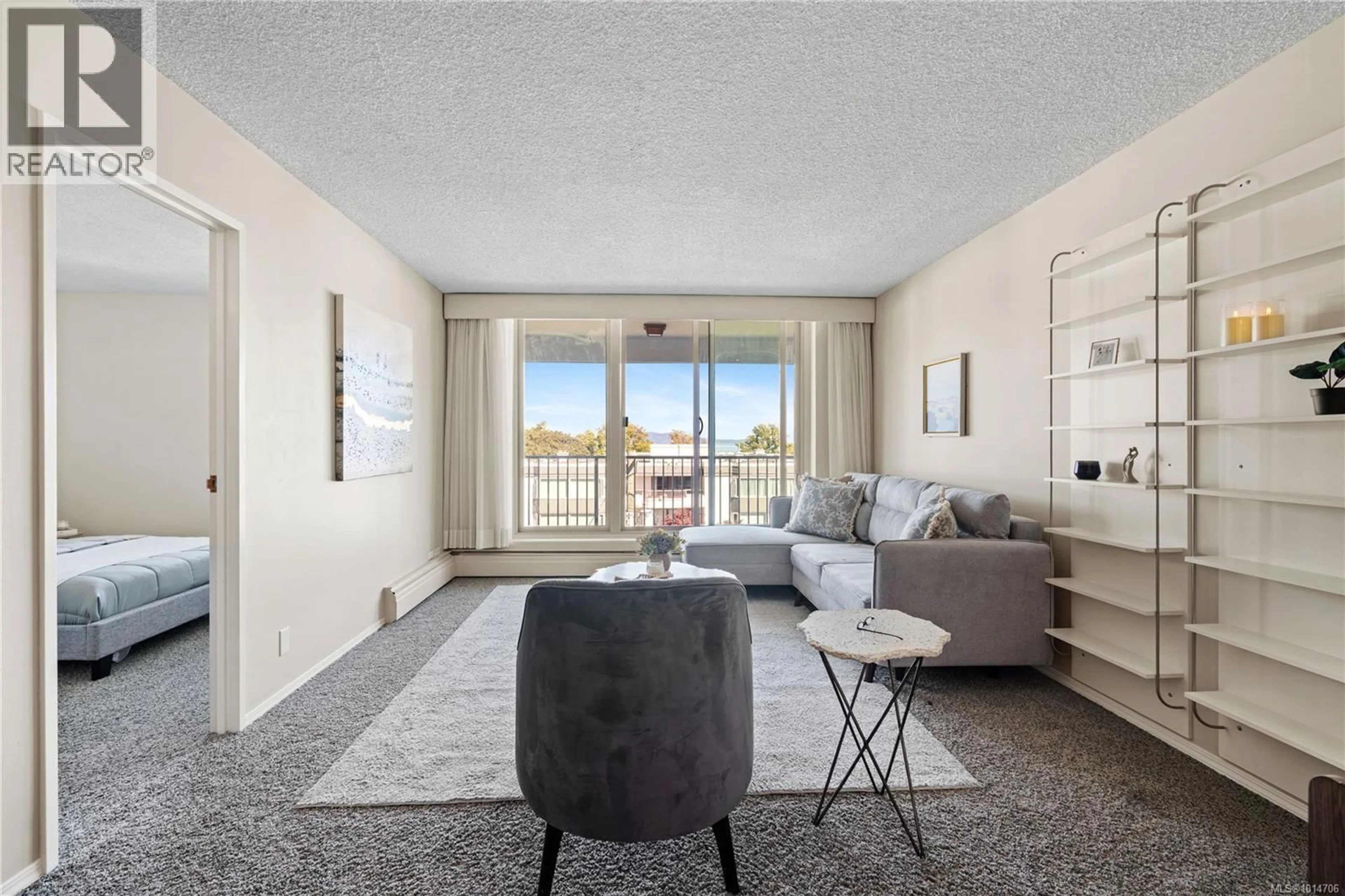 Living room with furniture, unknown for 503 - 1148 GOODWIN STREET, Oak Bay British Columbia V8S5H2