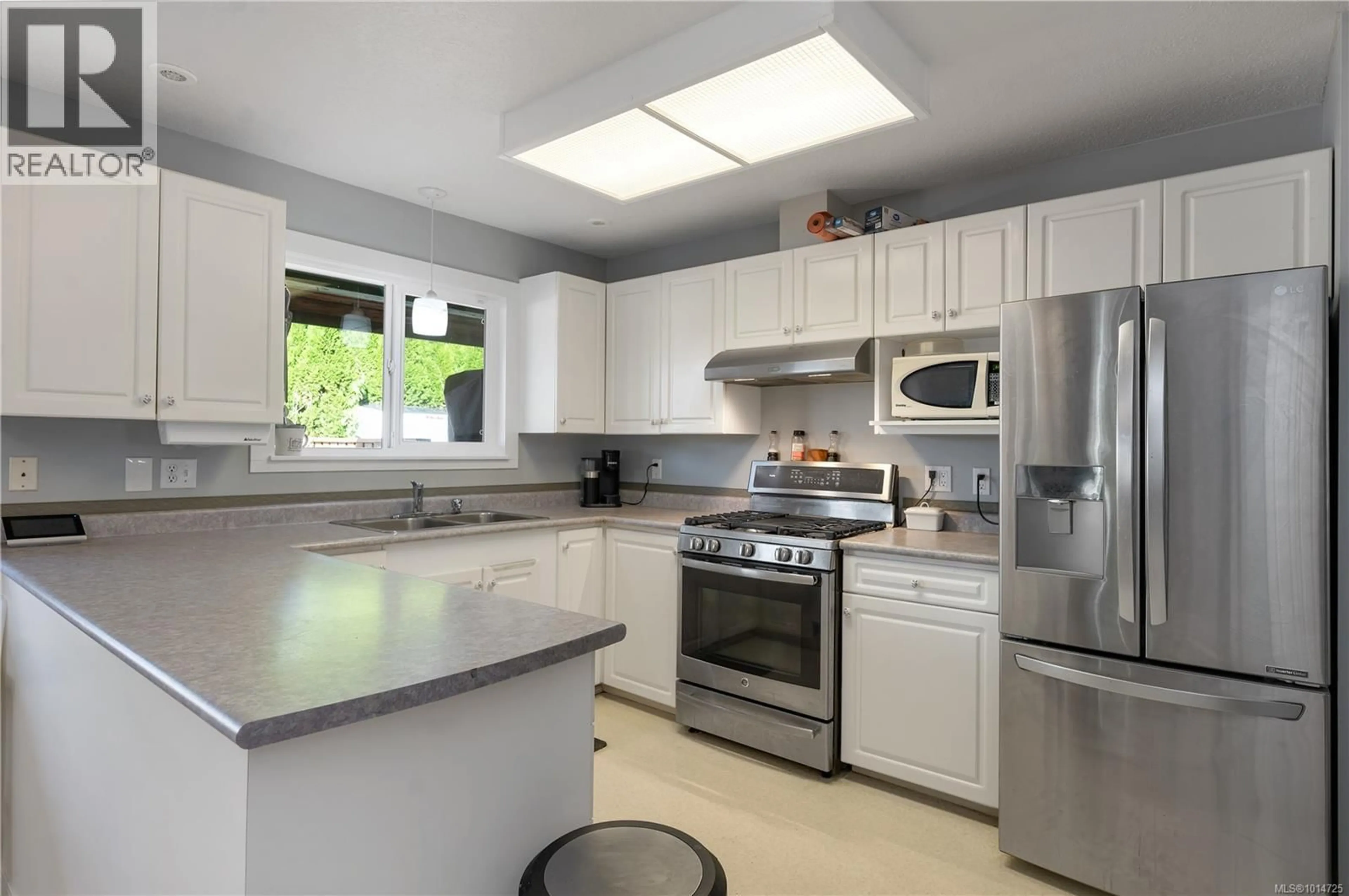 Unknown for 919 HEMLOCK STREET, Campbell River British Columbia V9W3E2