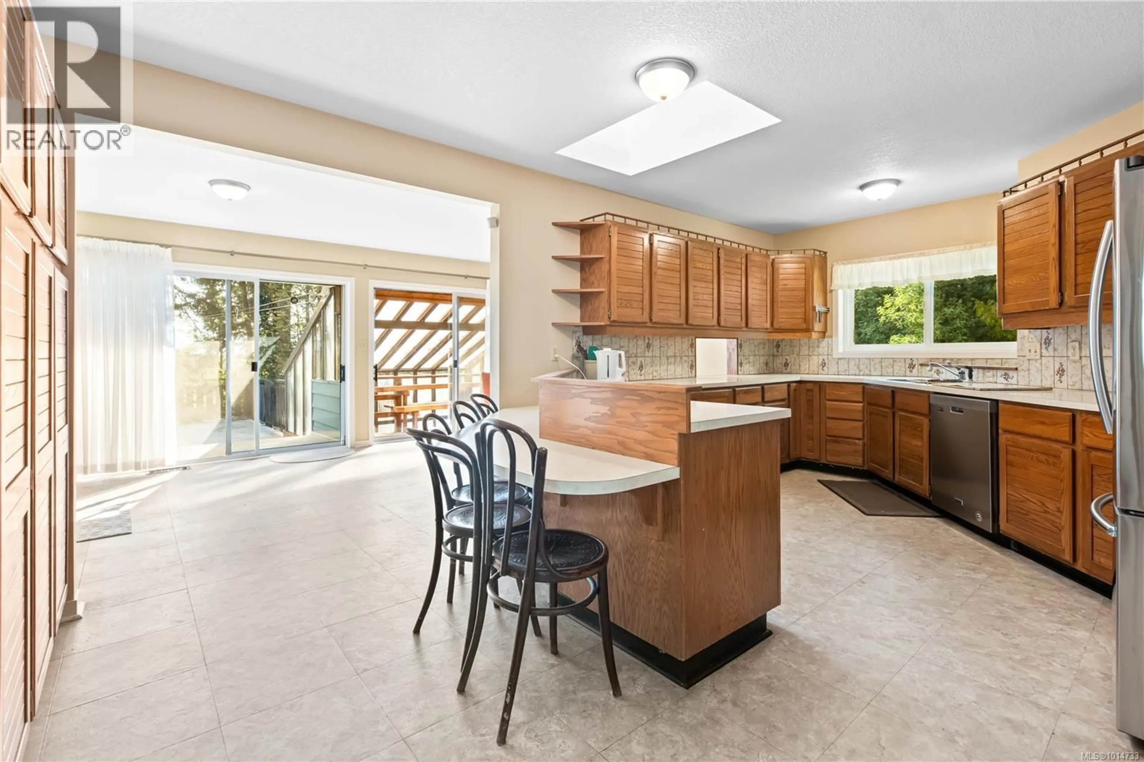 Open concept kitchen, ceramic/tile floor for 1850 ALBERNI HIGHWAY, Port Alberni British Columbia V9Y2V9