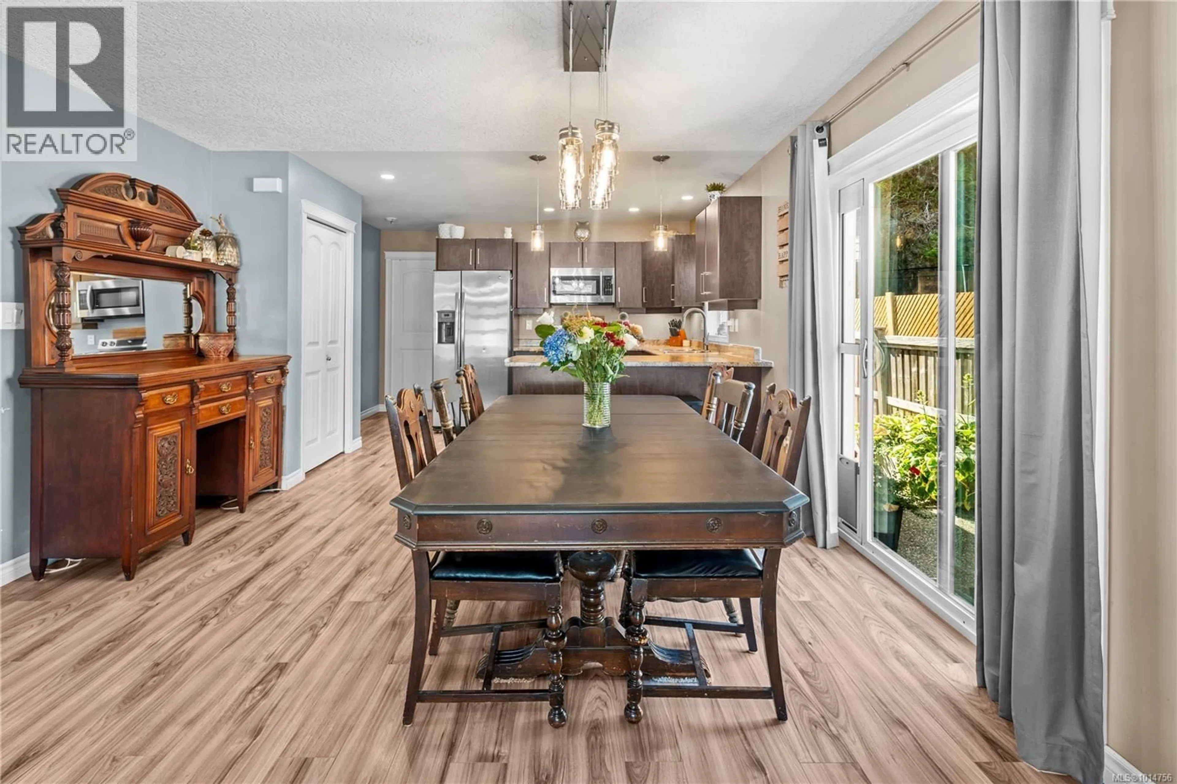 Open concept kitchen, unknown for 1054 FITZGERALD ROAD, Shawnigan Lake British Columbia V0R2W3