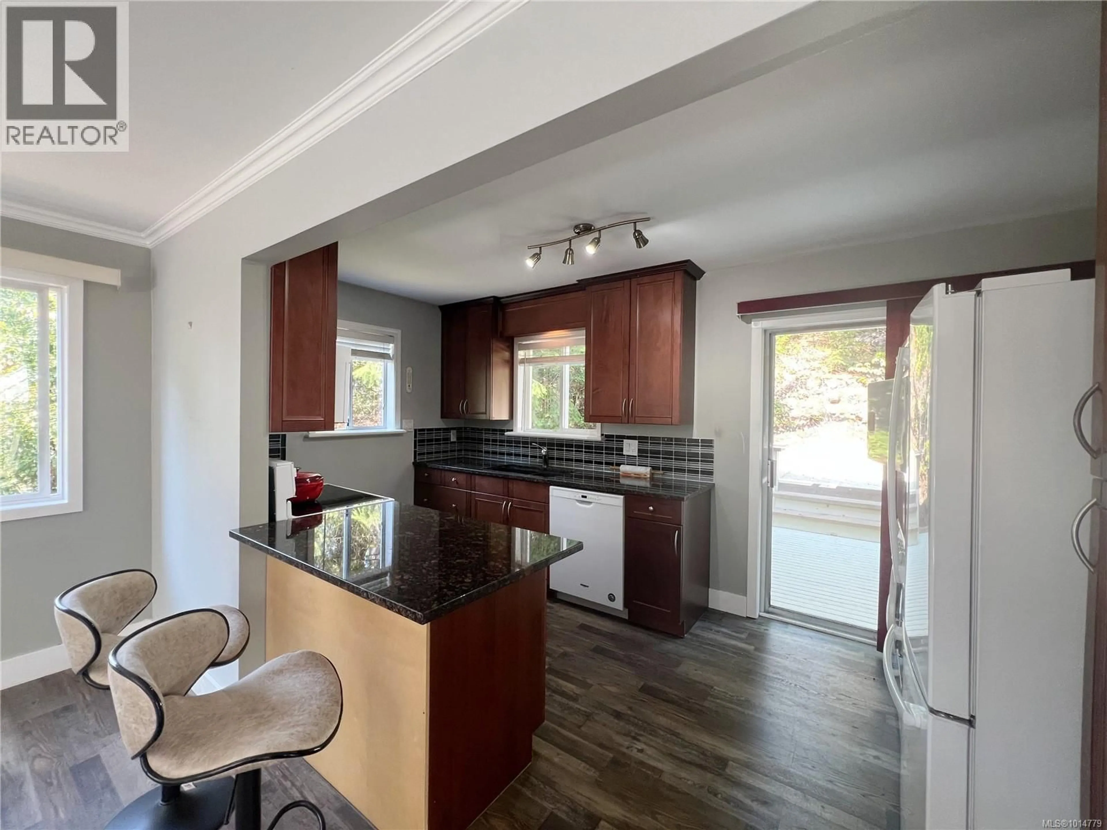 Open concept kitchen, unknown for 356 NOOTKA DRIVE, Gold River British Columbia V0P1G0