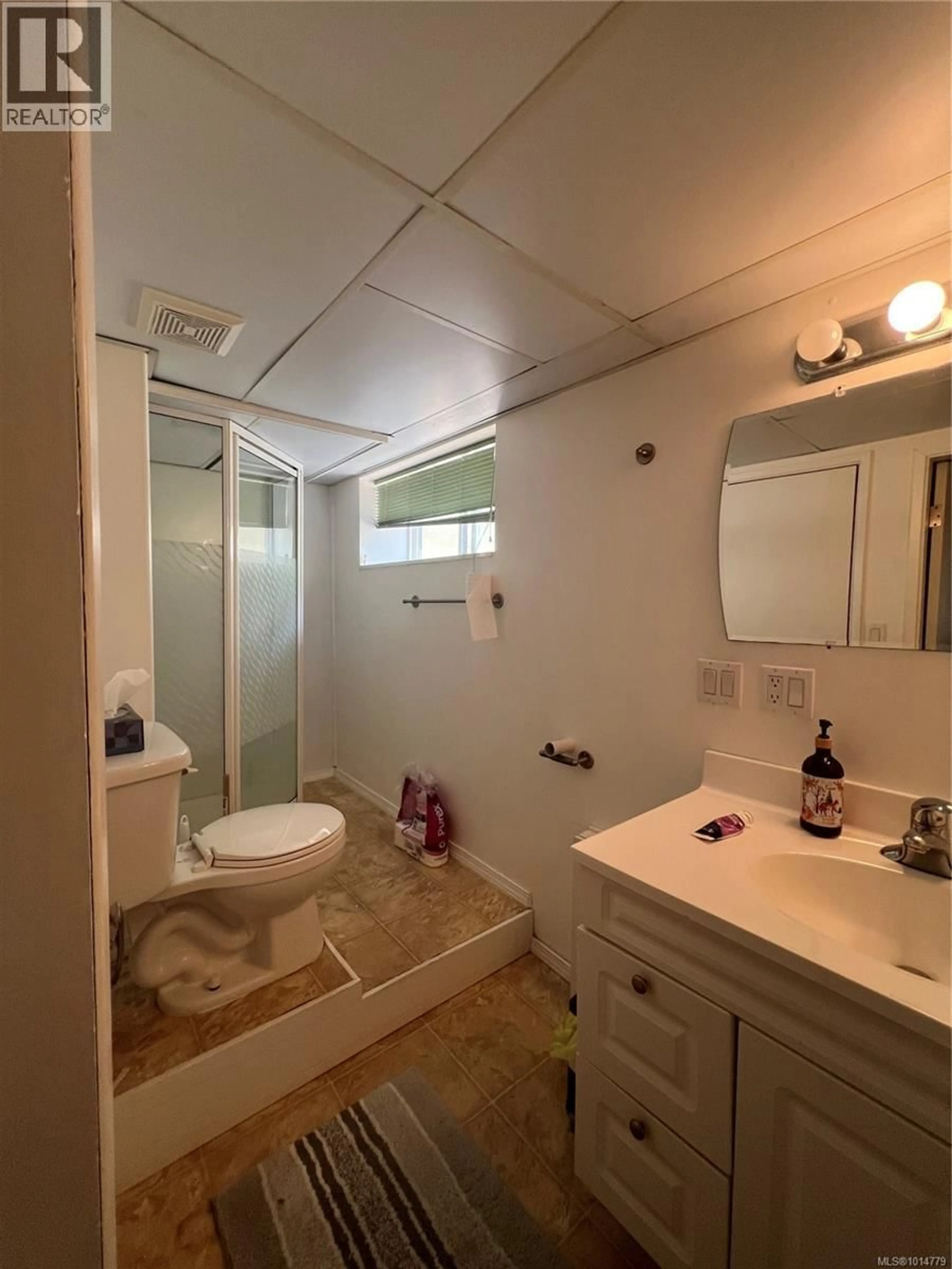 Standard bathroom, ceramic/tile floor for 356 NOOTKA DRIVE, Gold River British Columbia V0P1G0