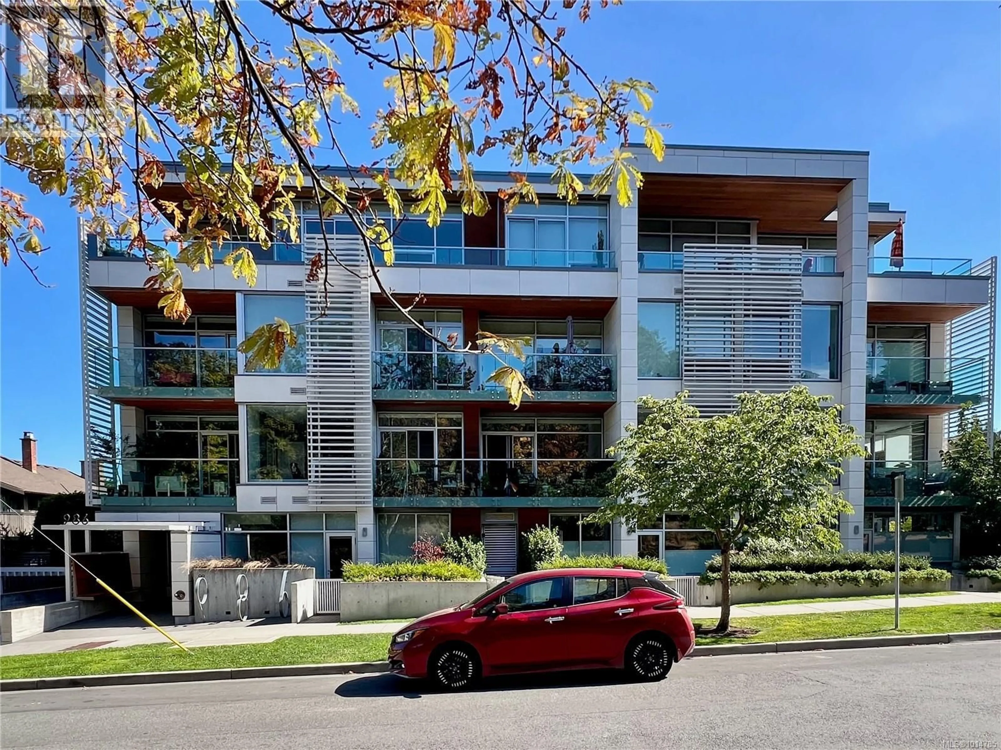 Unknown for 206 - 986 HEYWOOD AVENUE, Victoria British Columbia V8V2Y6