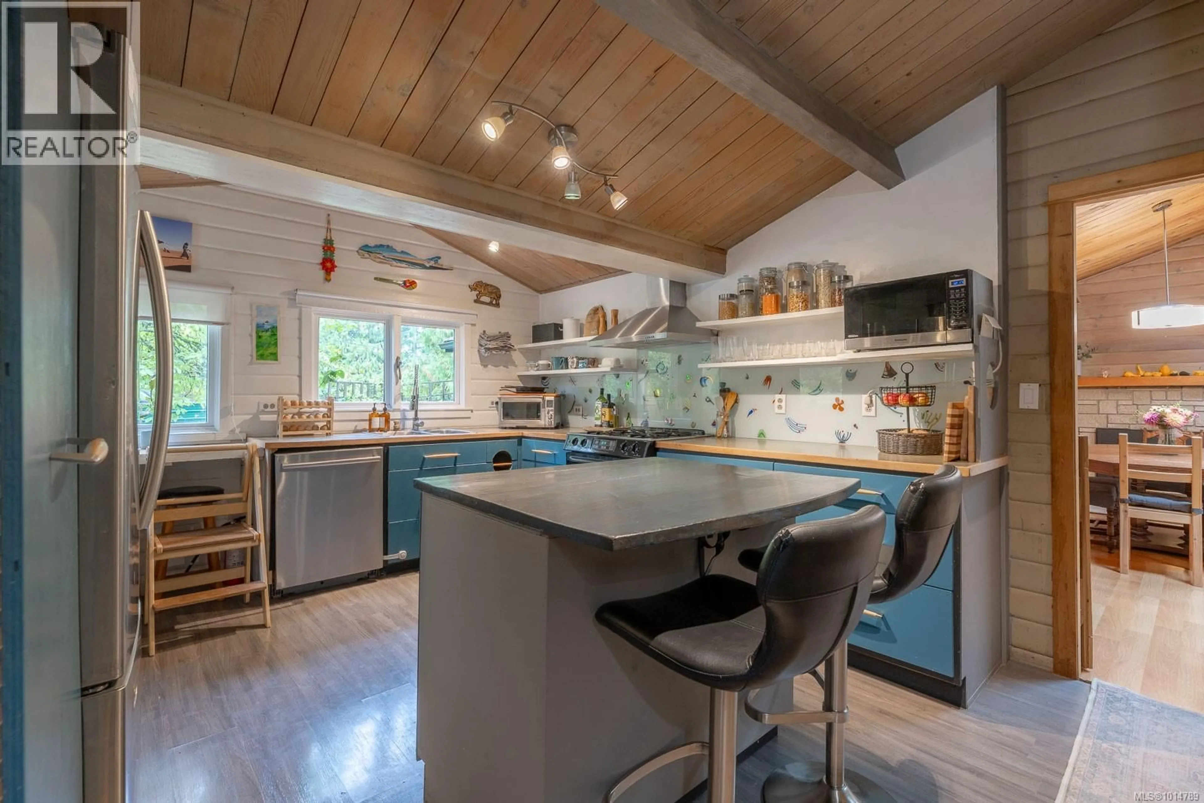 Open concept kitchen, unknown for 3585 GLENORA ROAD, Duncan British Columbia V9L6S3