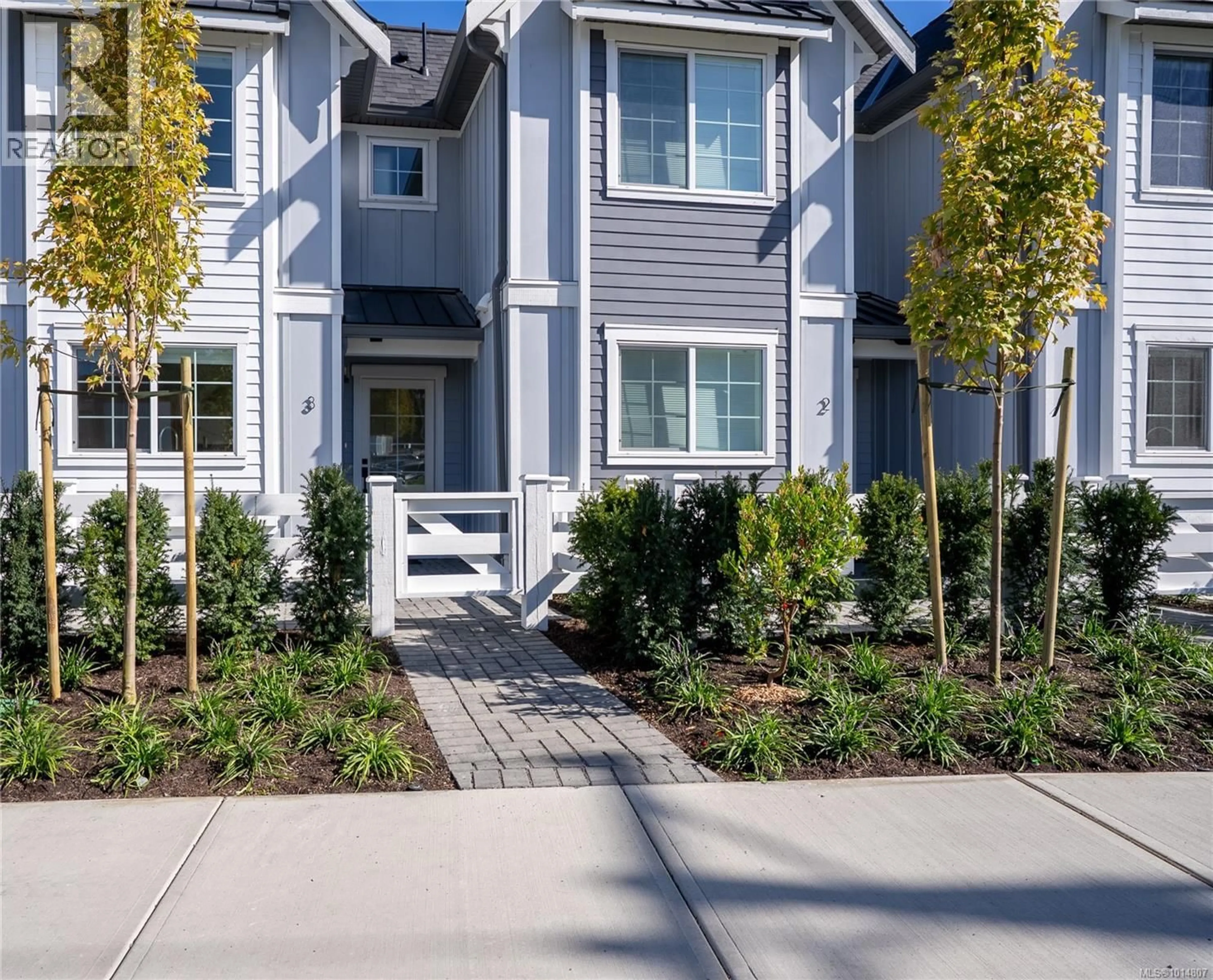 Home with vinyl exterior material, street for Unit 3 - 3907 CEDAR HILL ROAD, Saanich British Columbia V8P3Z8