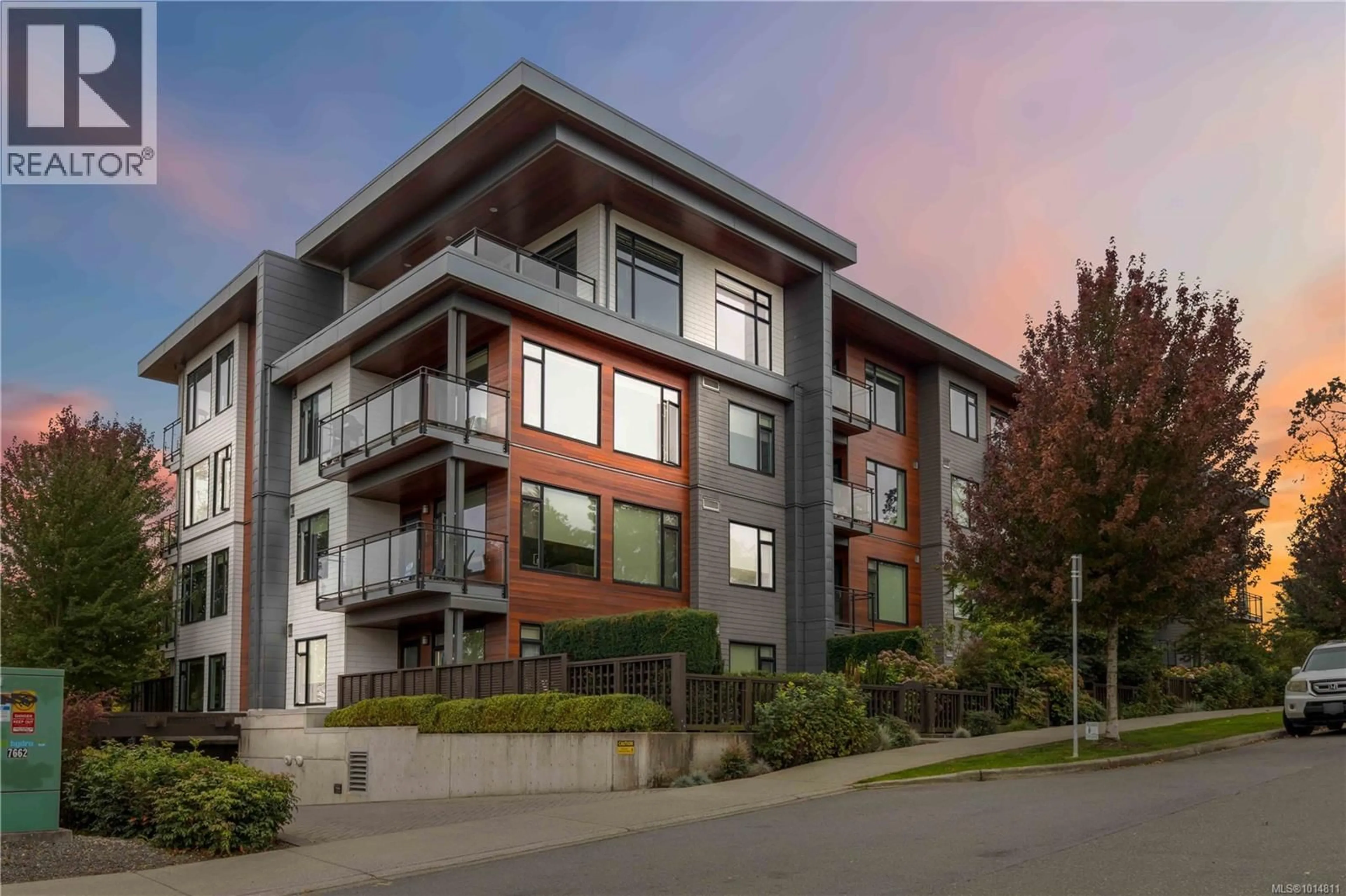 Unknown for 309 - 3815 ROWLAND AVENUE, Saanich British Columbia V8Z5Z4