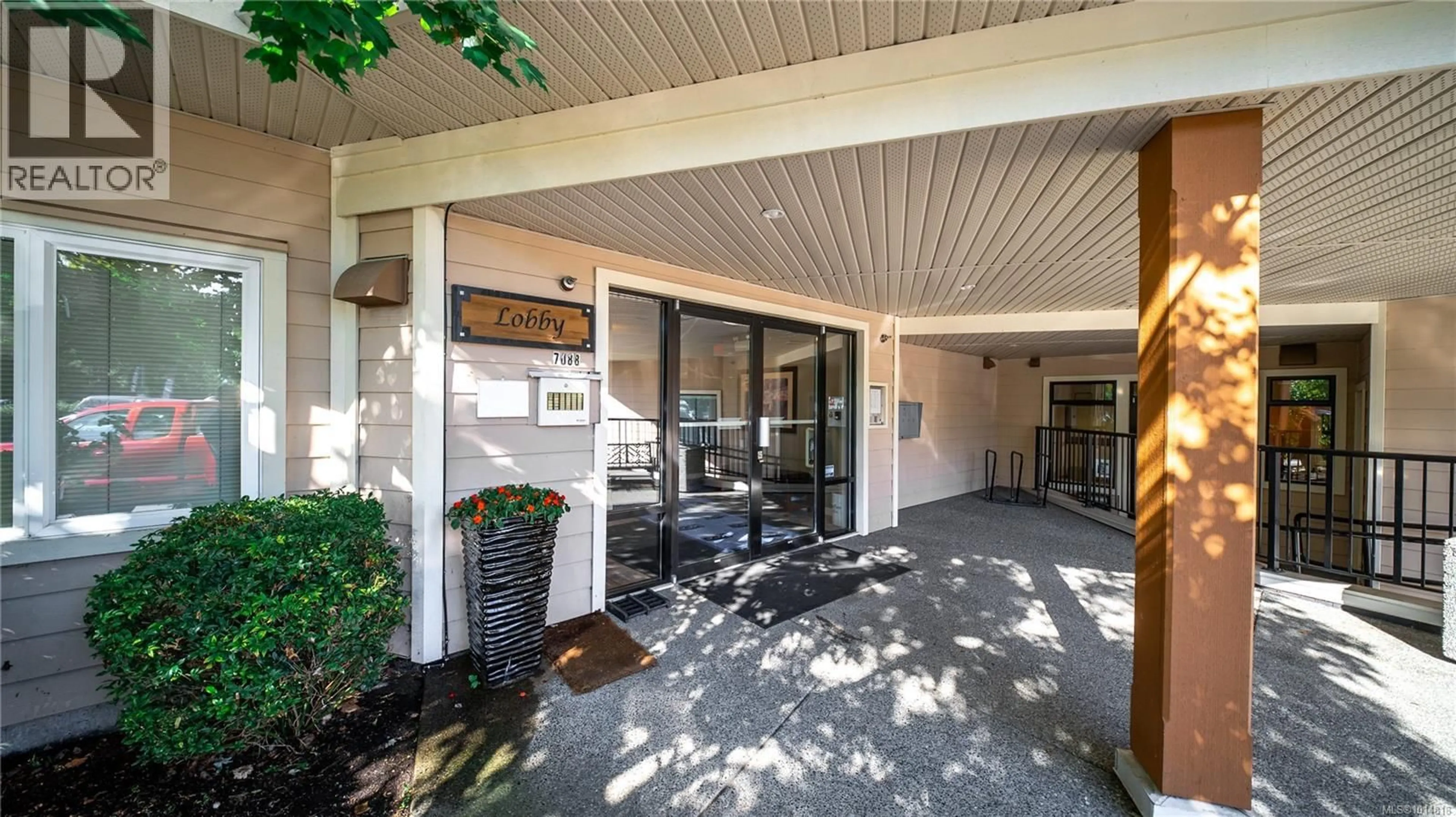 Unknown for 207 - 7088 WEST SAANICH ROAD, Central Saanich British Columbia V8M1P9