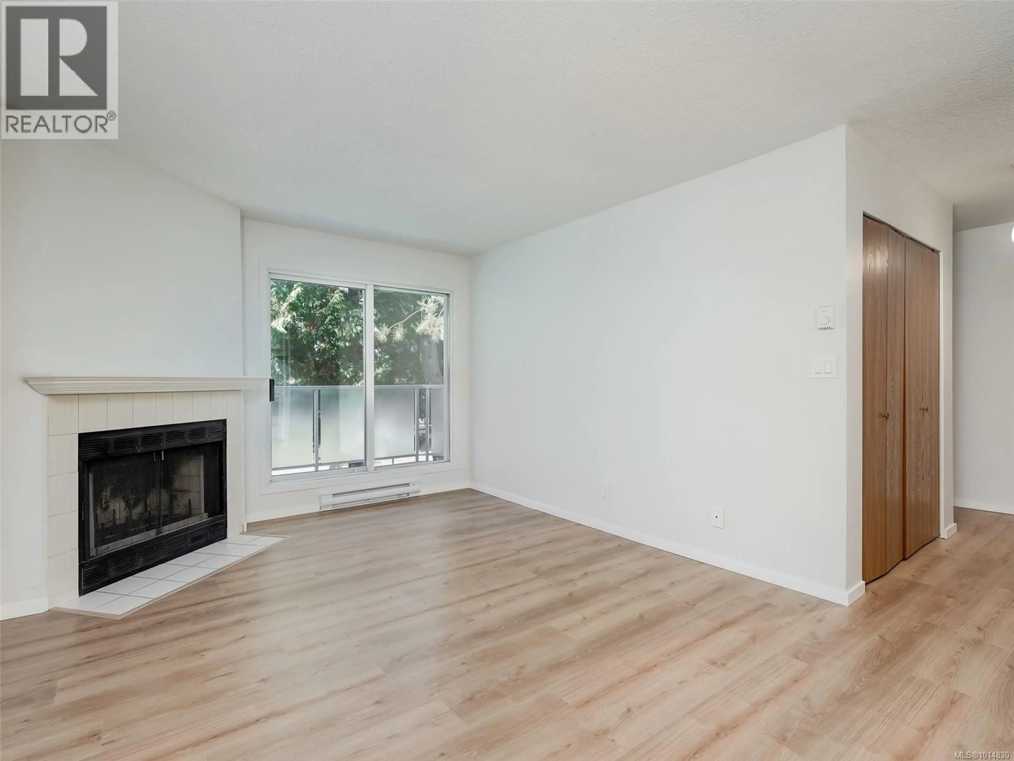 A pic of a room for 204 - 2520 WARK STREET, Victoria British Columbia V8T5G8