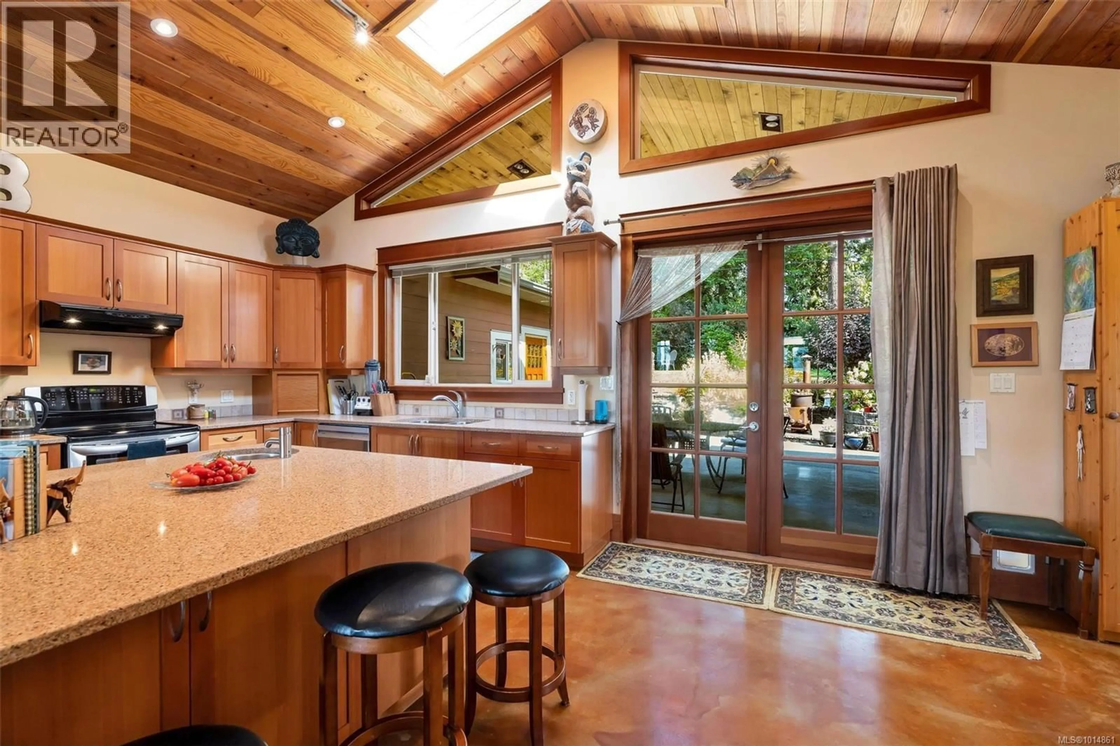 Open concept kitchen, ceramic/tile floor for 1870 MUNSIE ROAD, Shawnigan Lake British Columbia V8H2A8