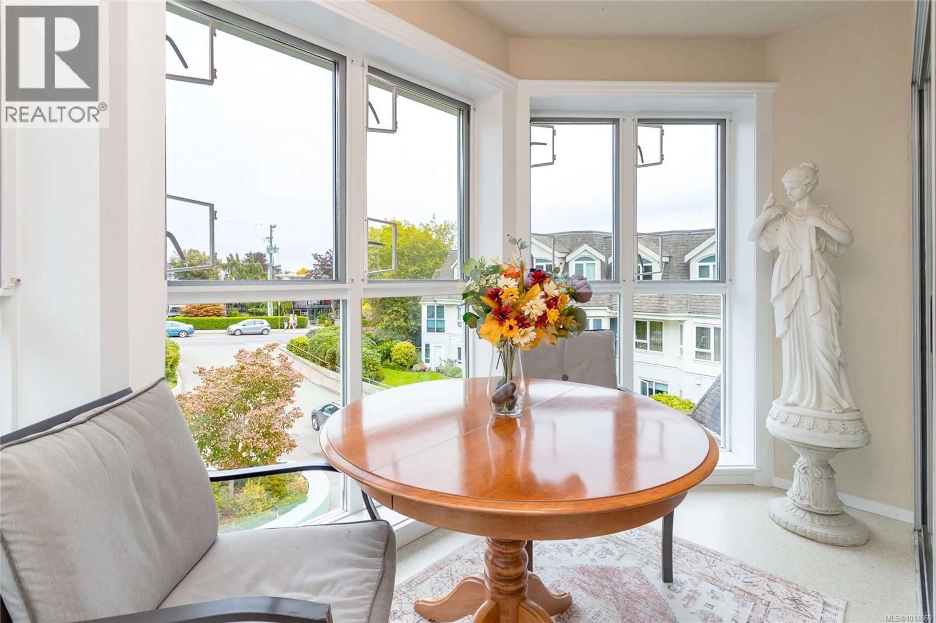 Unknown for 409 - 1521 CHURCH AVENUE, Saanich British Columbia V8P5T7