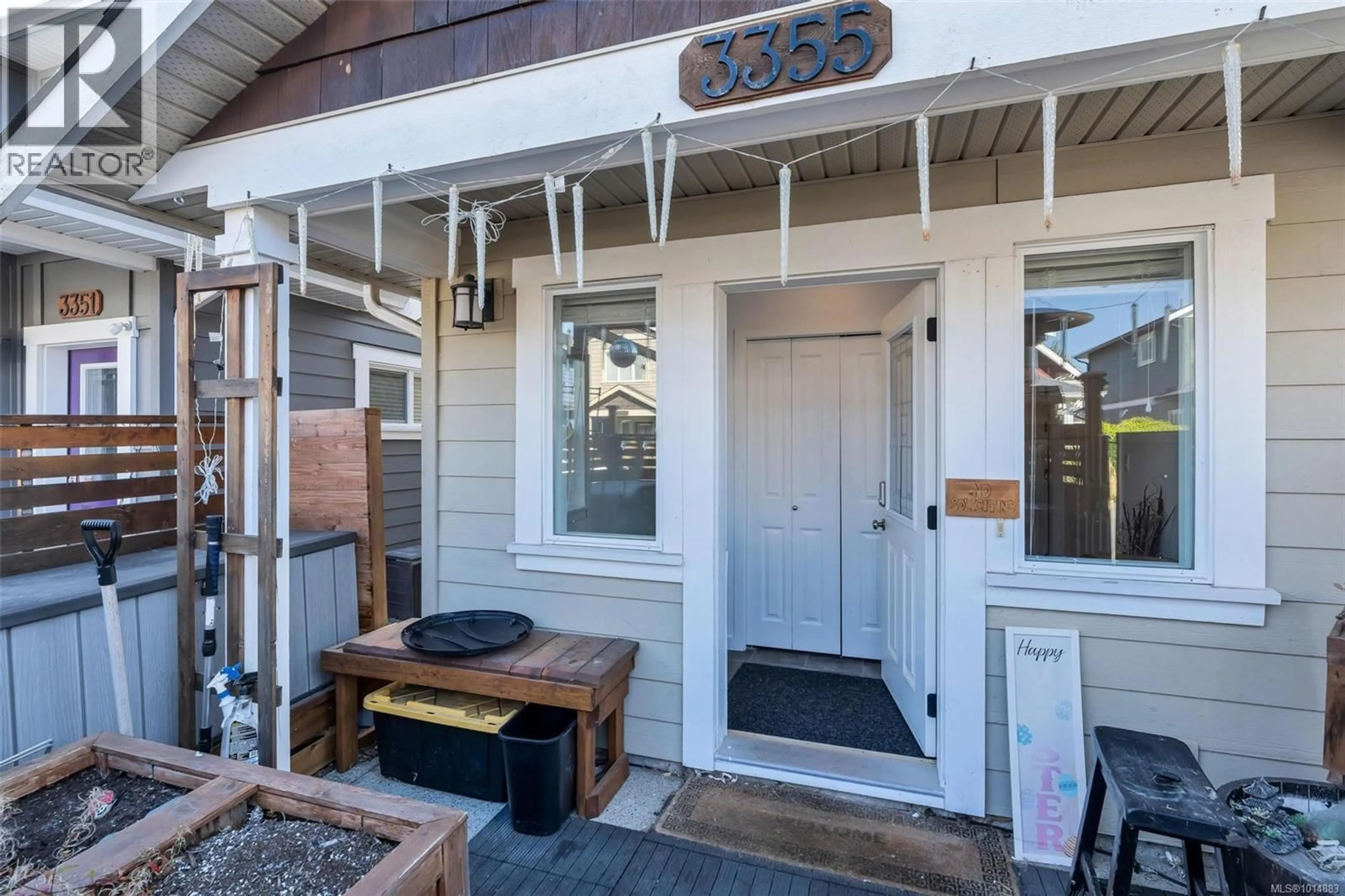 Patio, street for 3355 MERLIN ROAD, Langford British Columbia V9C0G9