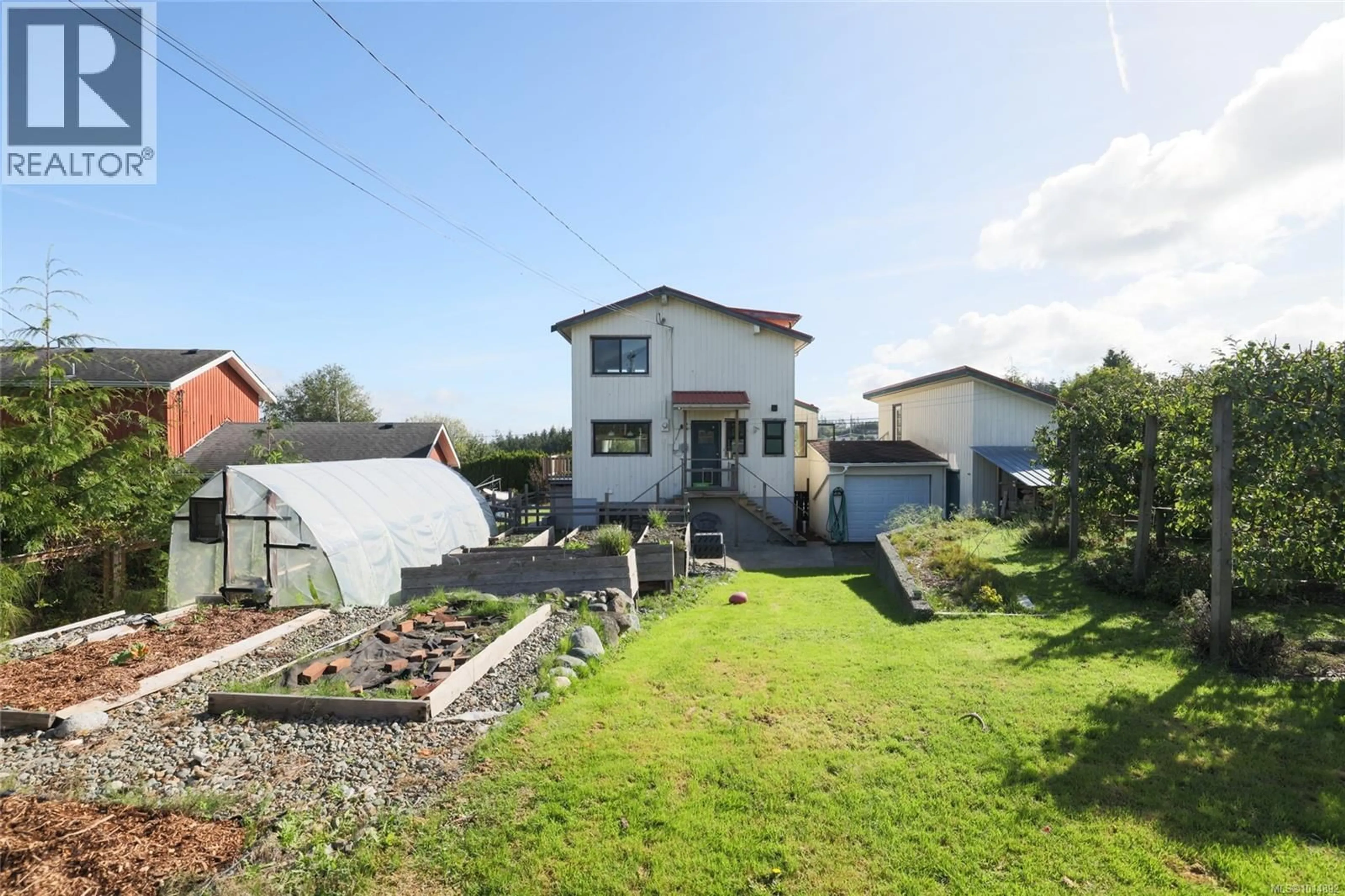 A pic from outside/outdoor area/front of a property/back of a property/a pic from drone, unknown for 2515 HADDINGTON CRESCENT, Port McNeill British Columbia V0N2R0