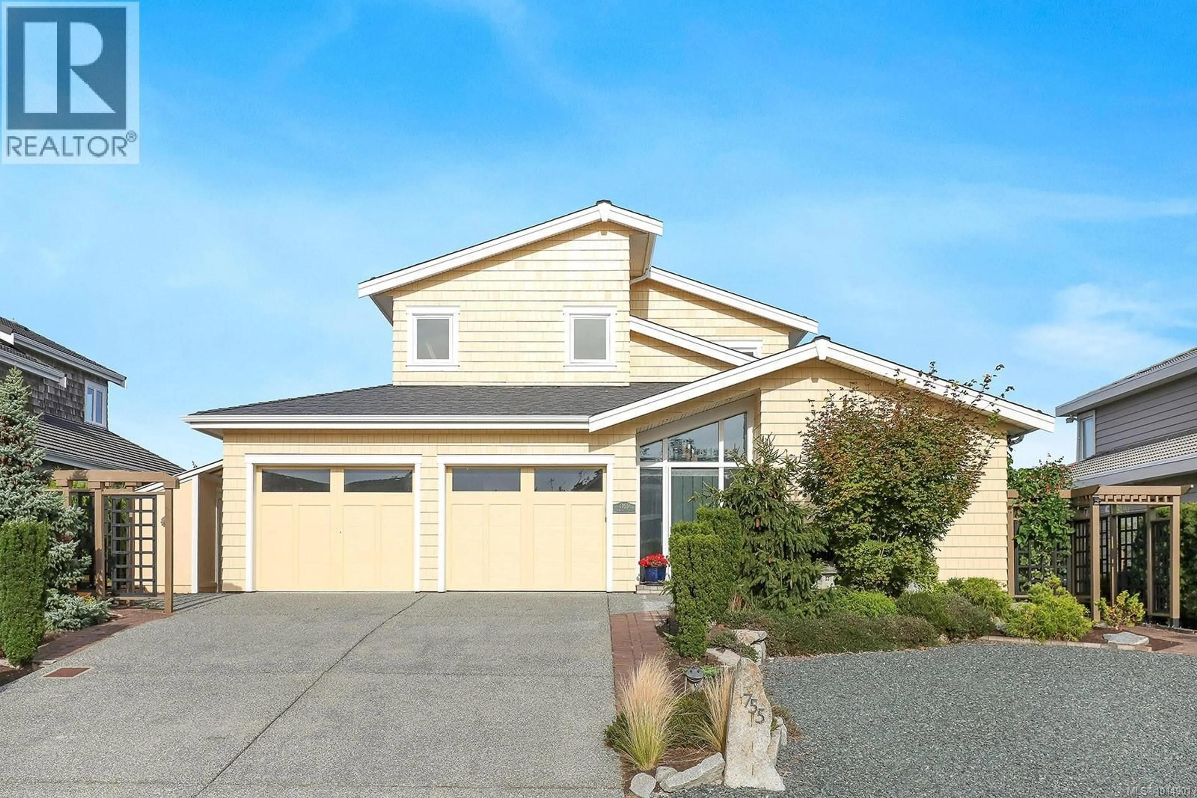 Home with vinyl exterior material, street for 1755 ADMIRAL TRYON BOULEVARD, French Creek British Columbia V9P2V2