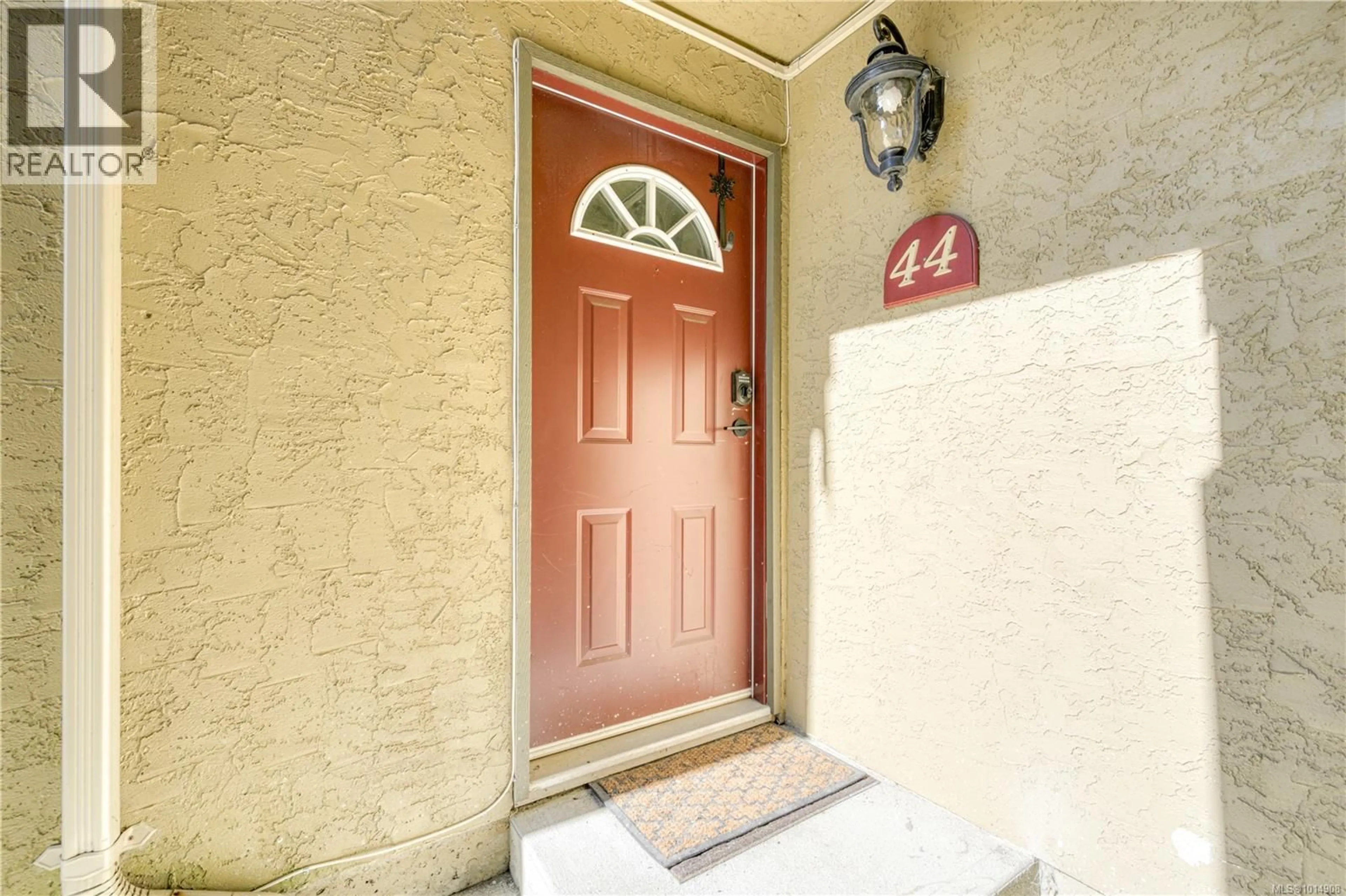 Indoor entryway for 44 - 9130 GRANVILLE STREET, Port Hardy British Columbia V0P2P0