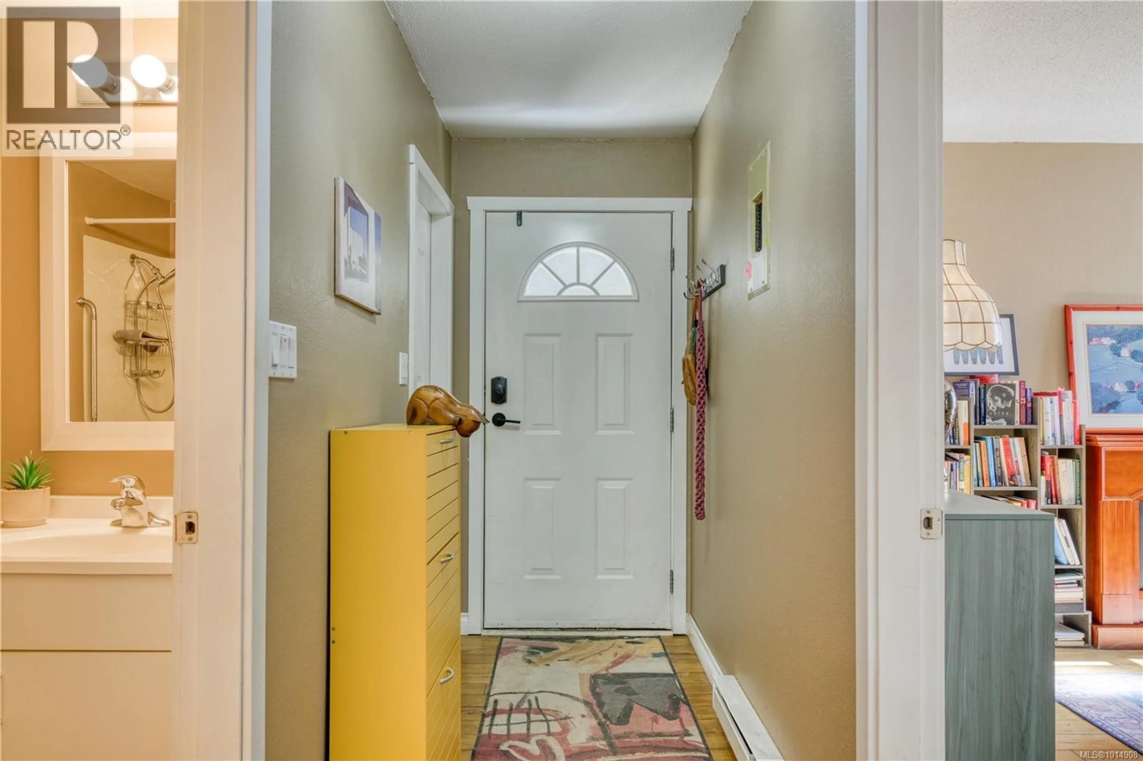 Indoor entryway for 44 - 9130 GRANVILLE STREET, Port Hardy British Columbia V0P2P0