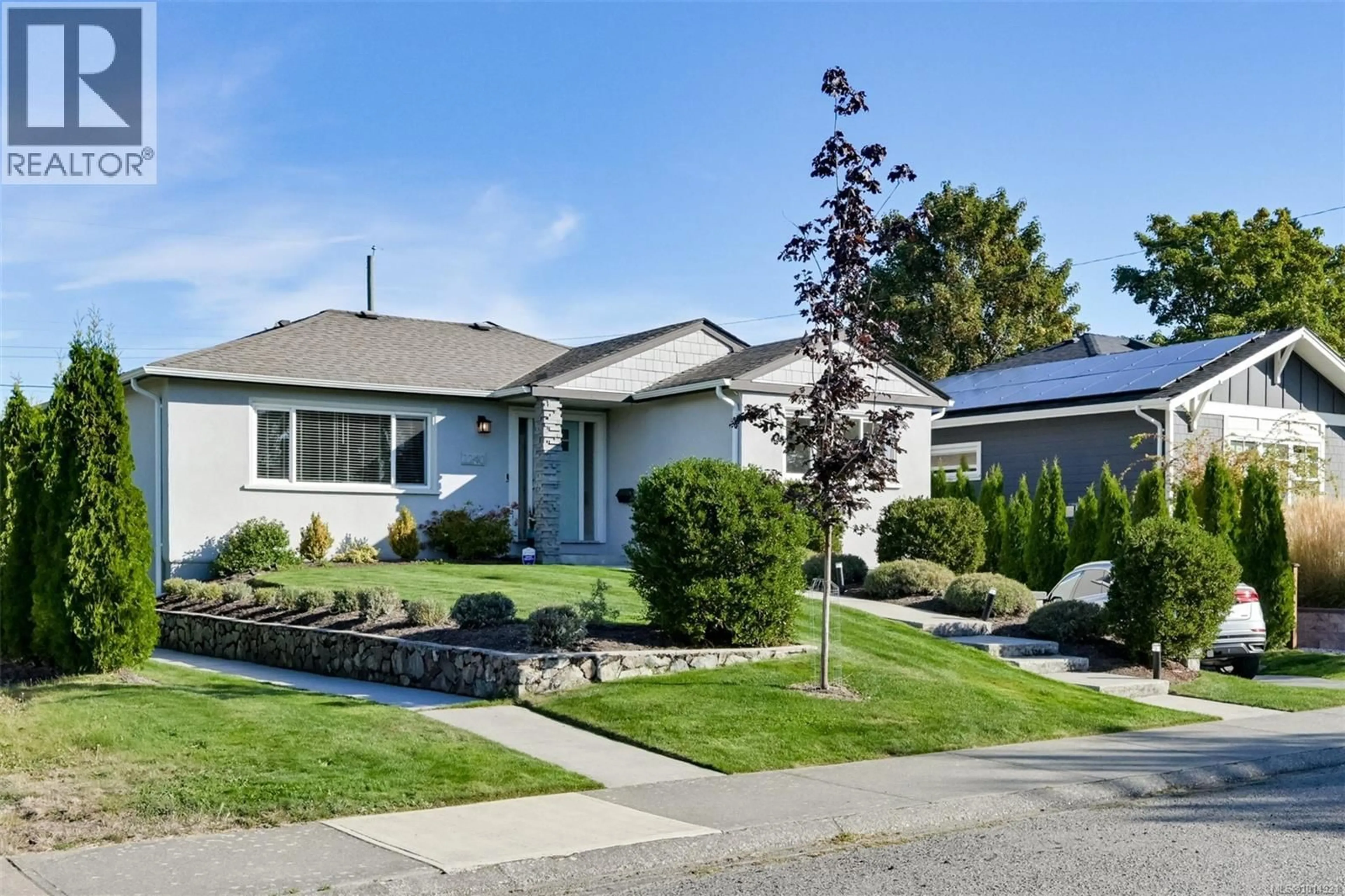 Home with vinyl exterior material, street for 2240 WOODHOUSE ROAD, Oak Bay British Columbia V8R2M7