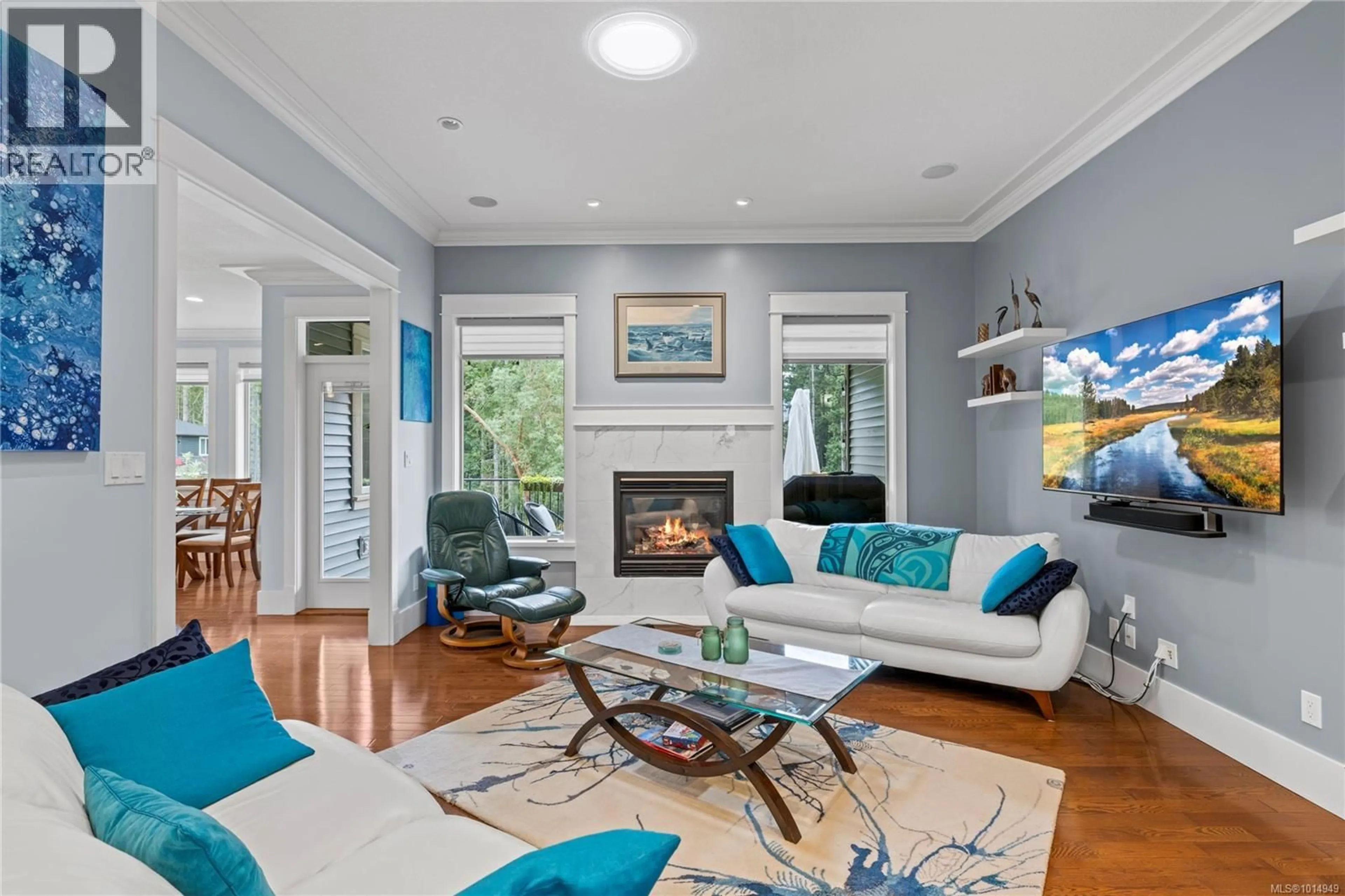 Living room with furniture, unknown for 654 SANDERSON ROAD, Ladysmith British Columbia V9G0A7