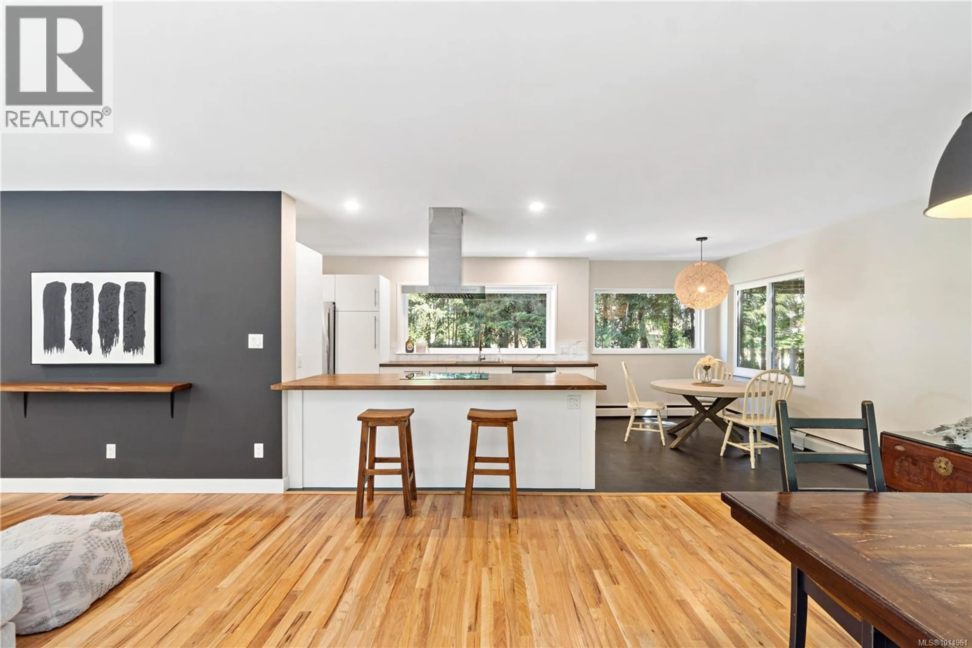 Open concept kitchen, unknown for 3365 DEPARTURE BAY ROAD, Nanaimo British Columbia V9T1B7